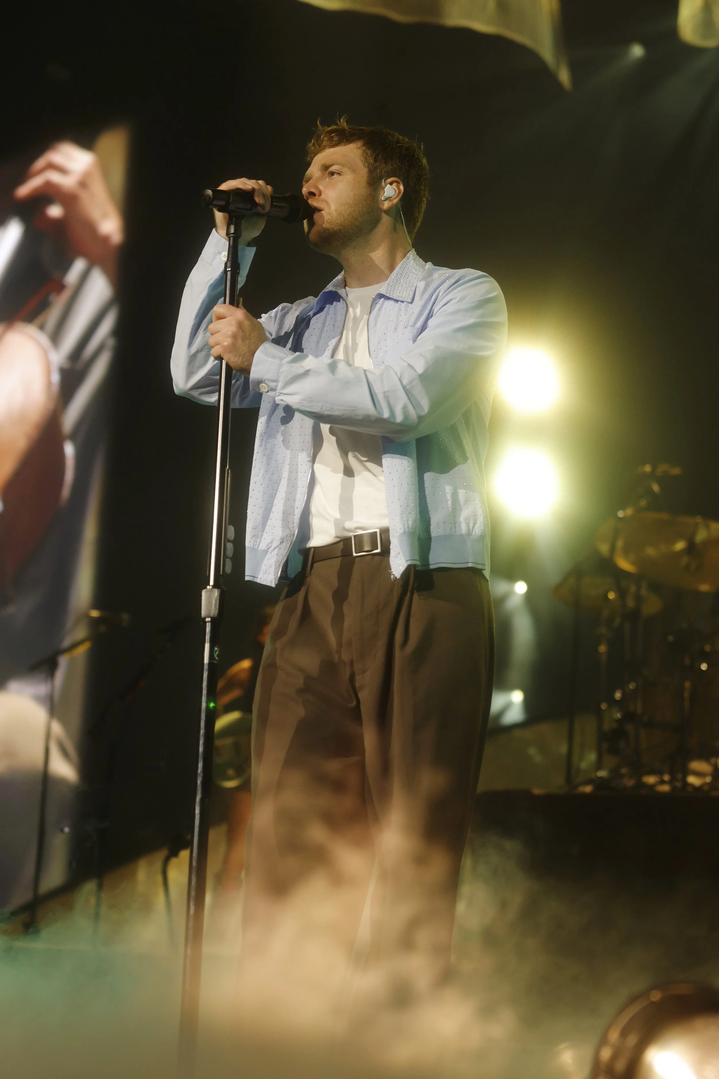  NASHVILLE, TENNESSEE - MAY 25: Alex Warren kicks off "Finally Finding Family on the Road" Tour in Nashville at Bridgestone Arena on May 25, 2026 in Nashville, Tennessee. (Photo by Jason Kempin/Getty Images for Live Nation) 