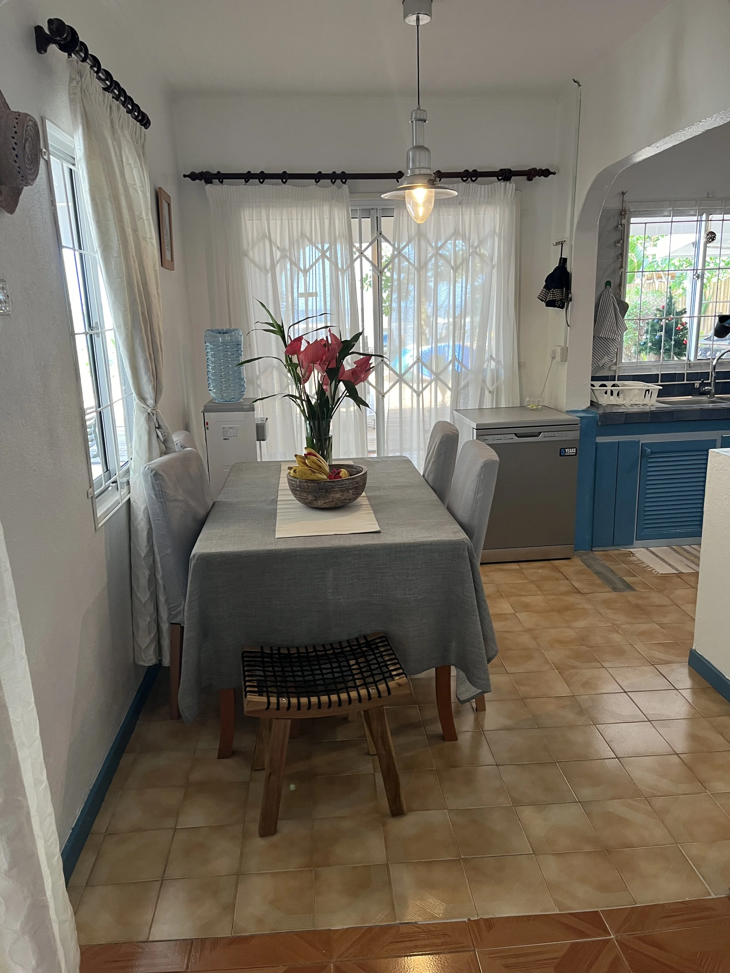 dining area.JPG