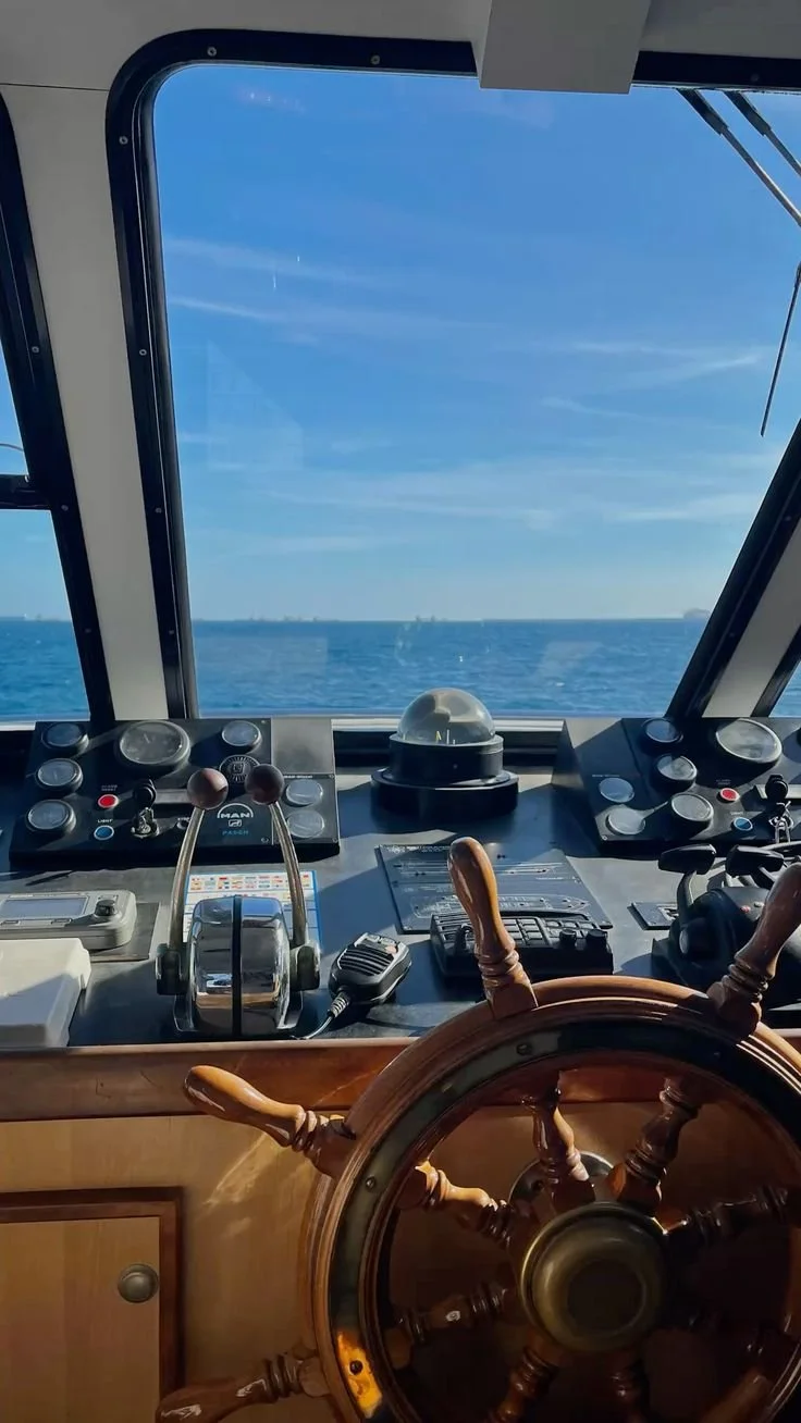 How to Become a Superyacht Purser