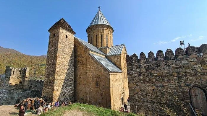 Templo Ananuri (22).jpeg