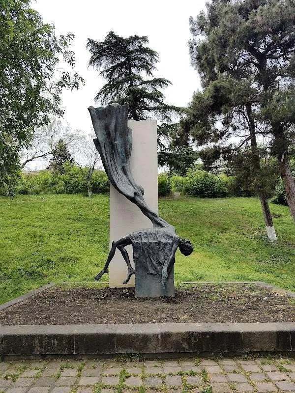 Abo Tbileli (7).jpeg