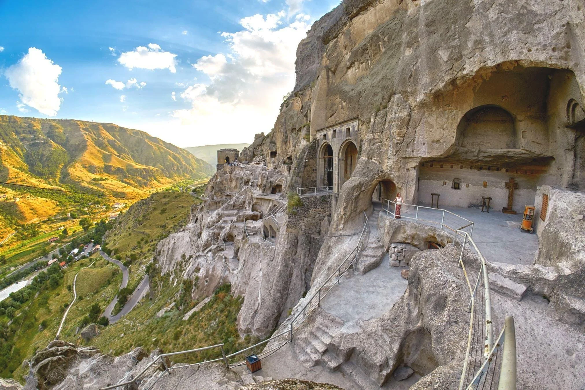 Vardzia (1).jpeg