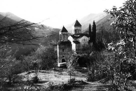 Monasterio Jruchi (1).jfif