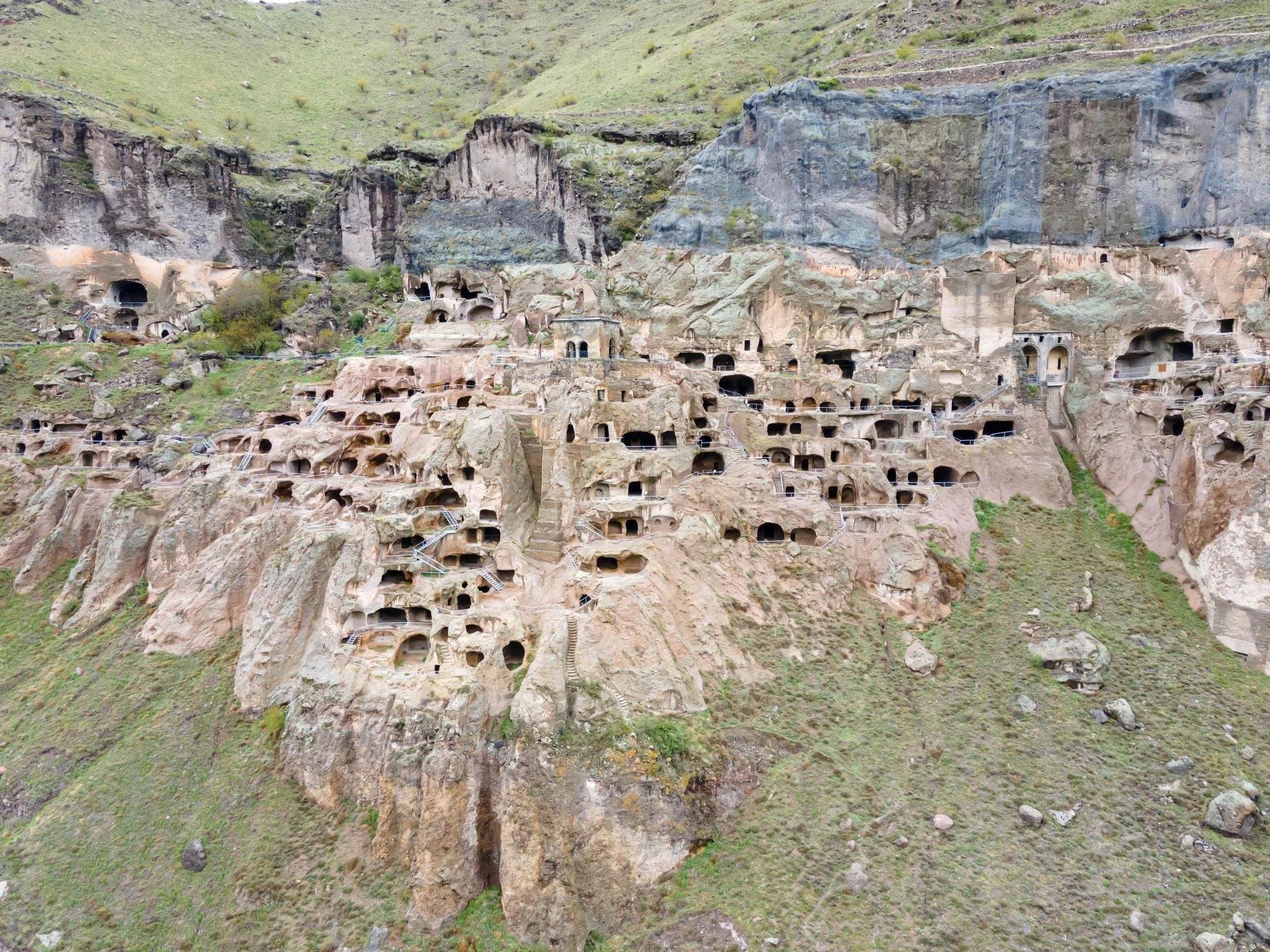 Vardzia (13).jpeg