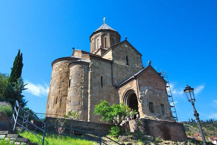  Templo Metekhi (16).jpeg