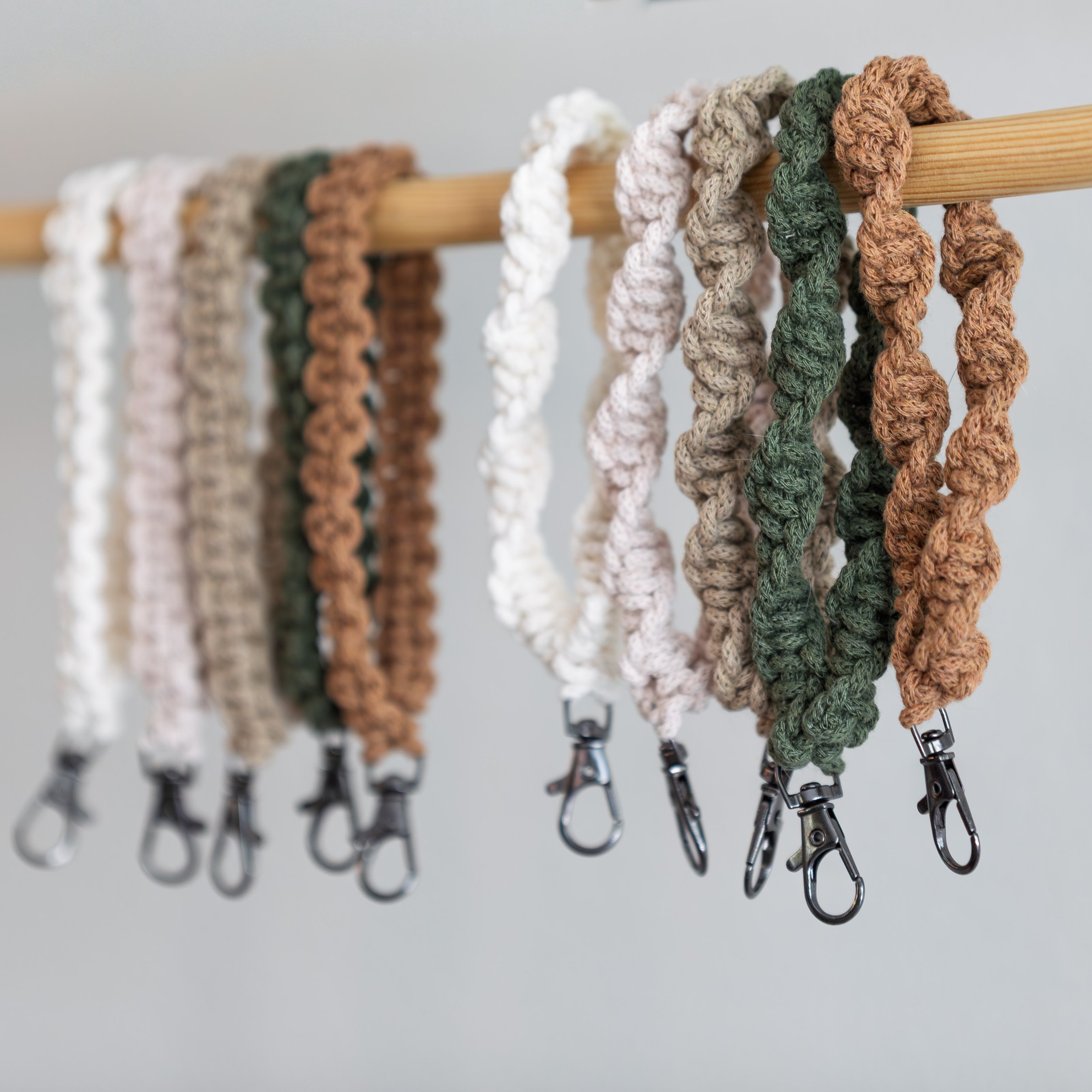 Tide Knot Macramé Wristlet Keychain