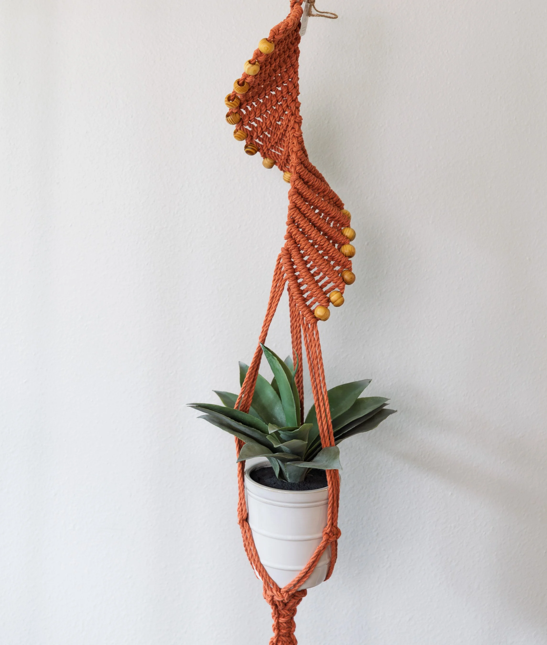 macrame-plant-hager-spiral-whimsical.jpg