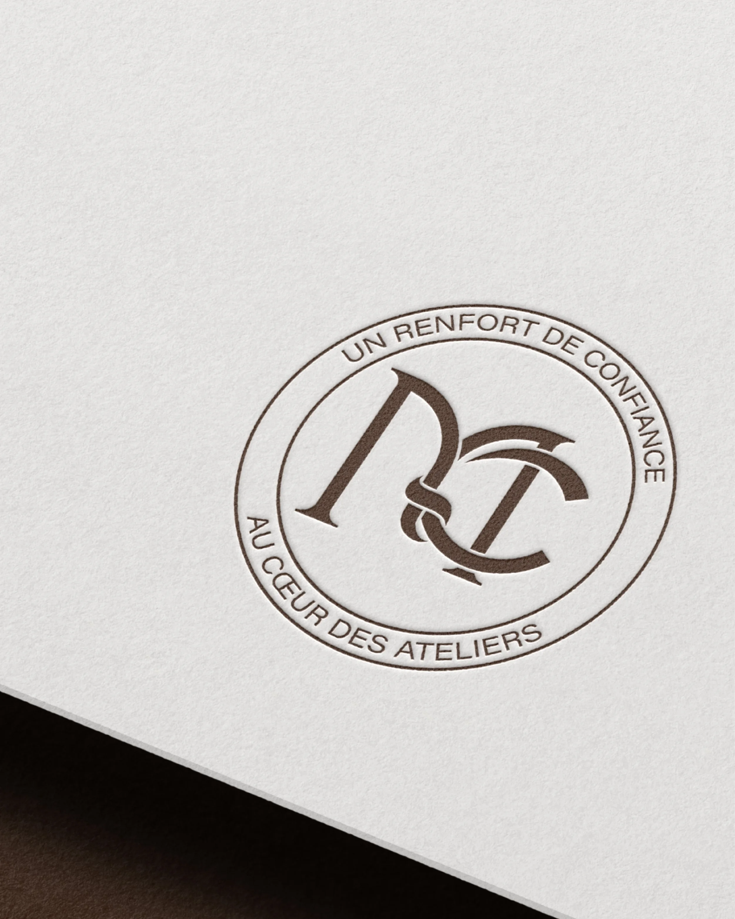 Détail du logo pour MC Prestations, client Malo Constantin, pâtissier, par Anne-Claire Turbé, designer culinaire