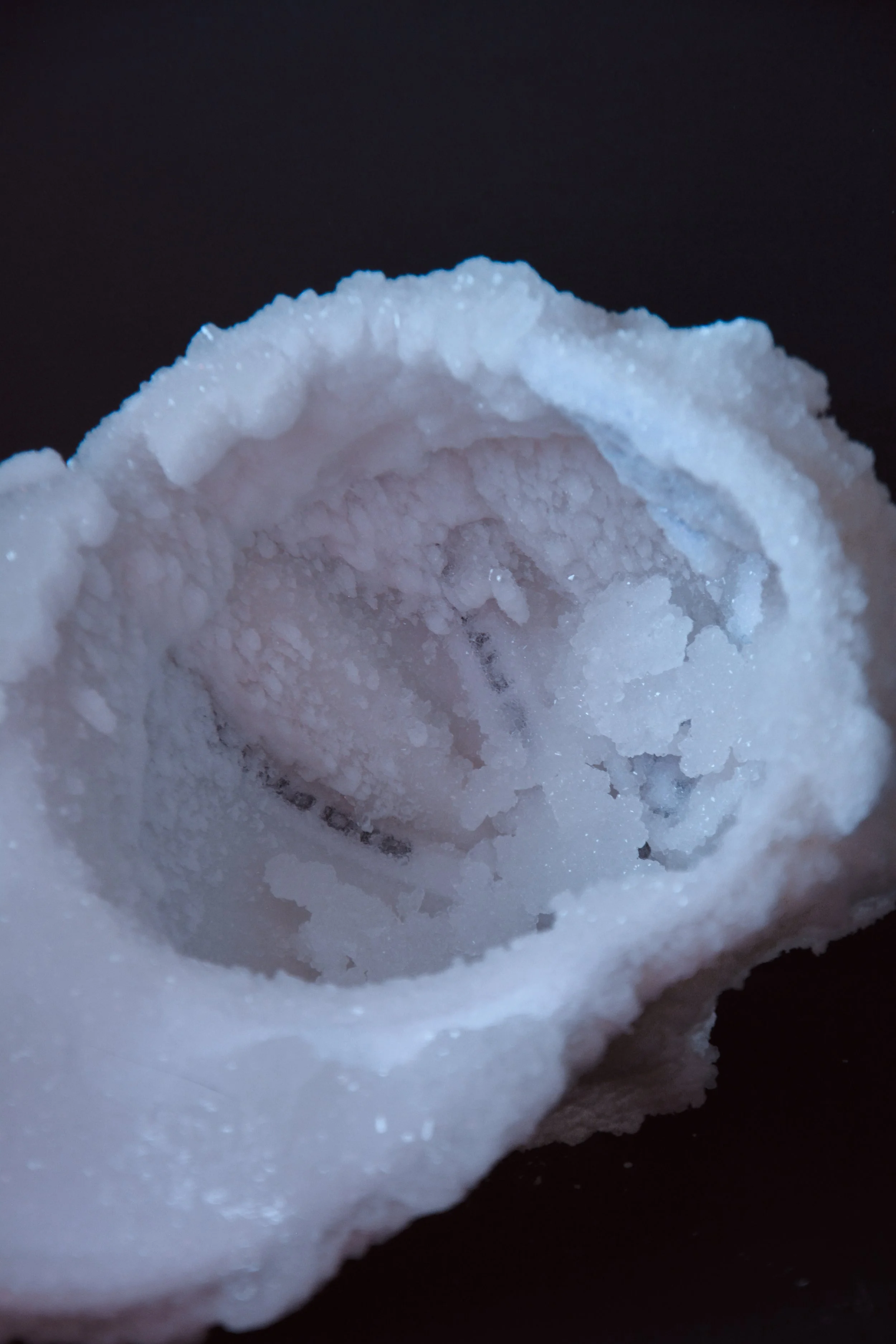 Close up of the inside of the crystal cap to see the details and the texture