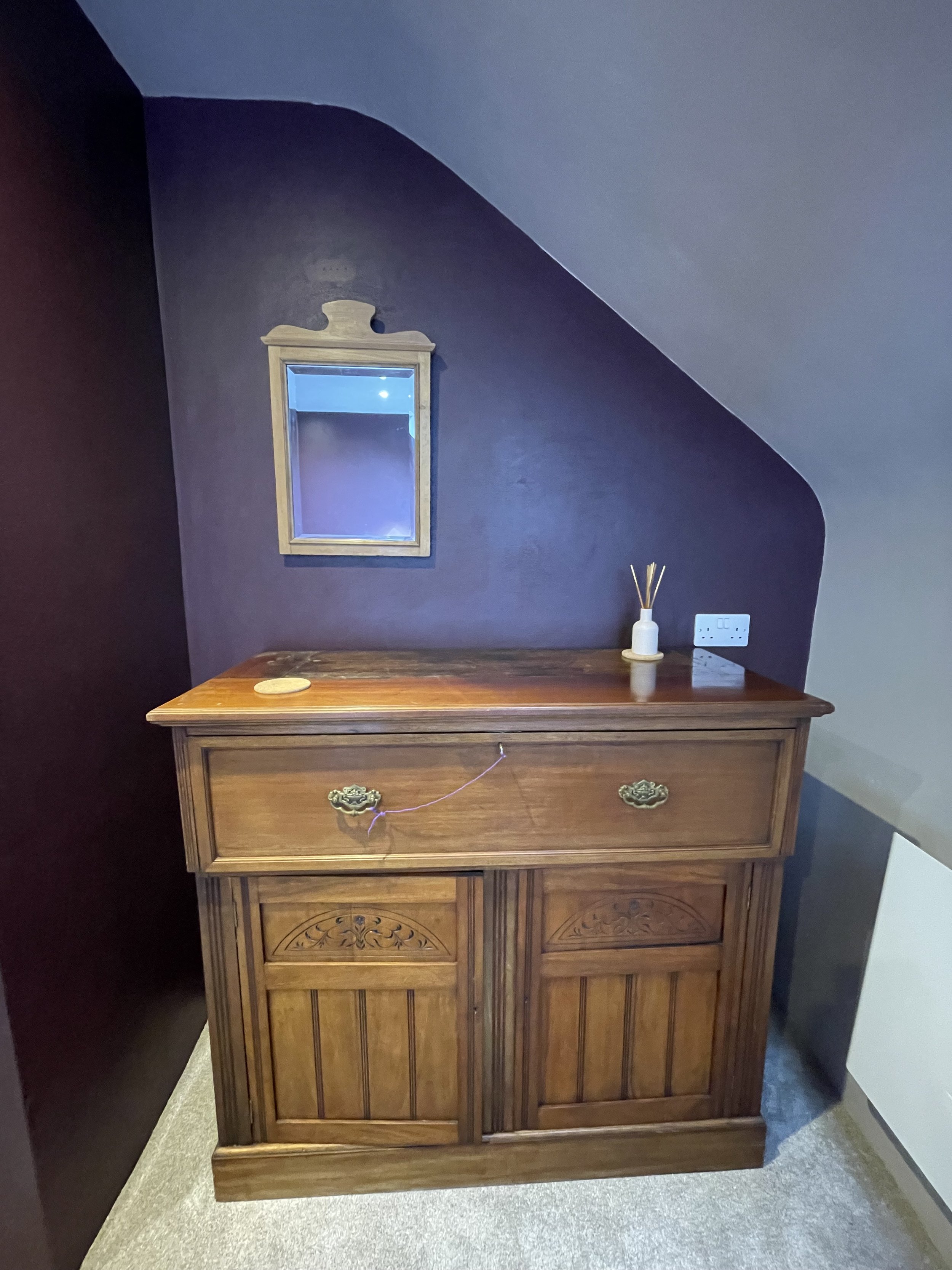 Dressing table area