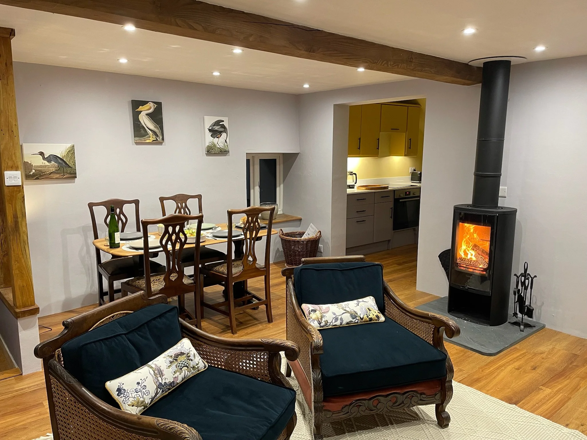 Spacious open plan living/dining room