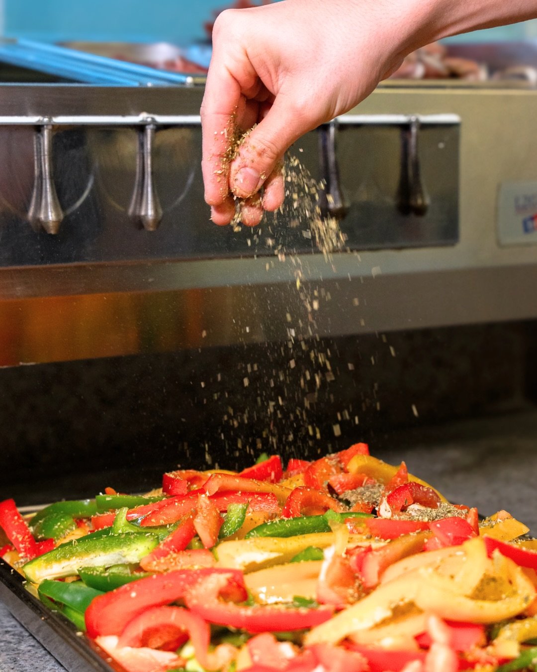 Chez Bella Napoli, tout est fait maison&hellip; et avec le c&oelig;ur.

Chaque ingr&eacute;dient est pr&eacute;par&eacute; avec amour, pour que chaque bouch&eacute;e vous transporte en Italie.

____
🇮🇹 Bella Napoli, Ristorante Pizzeria
📞 04 67 60 