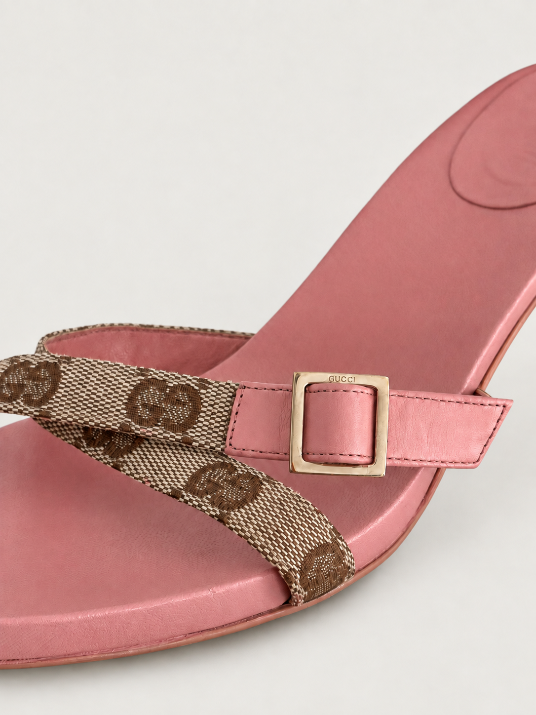 gucci 5.png