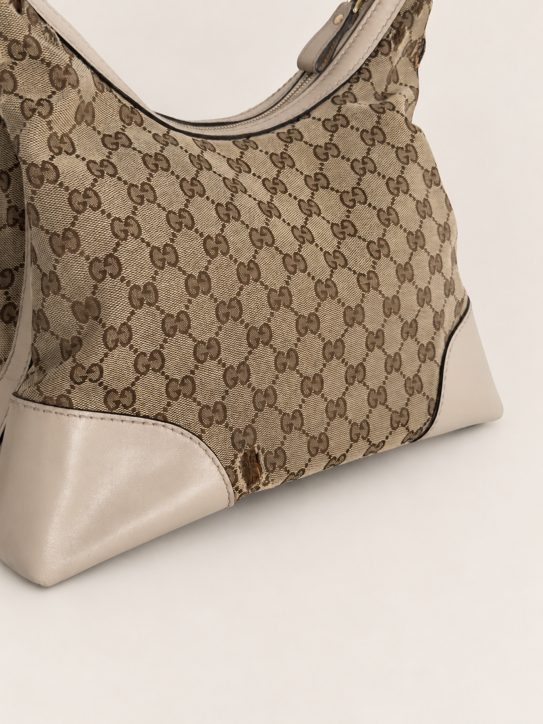 gucci 2.png