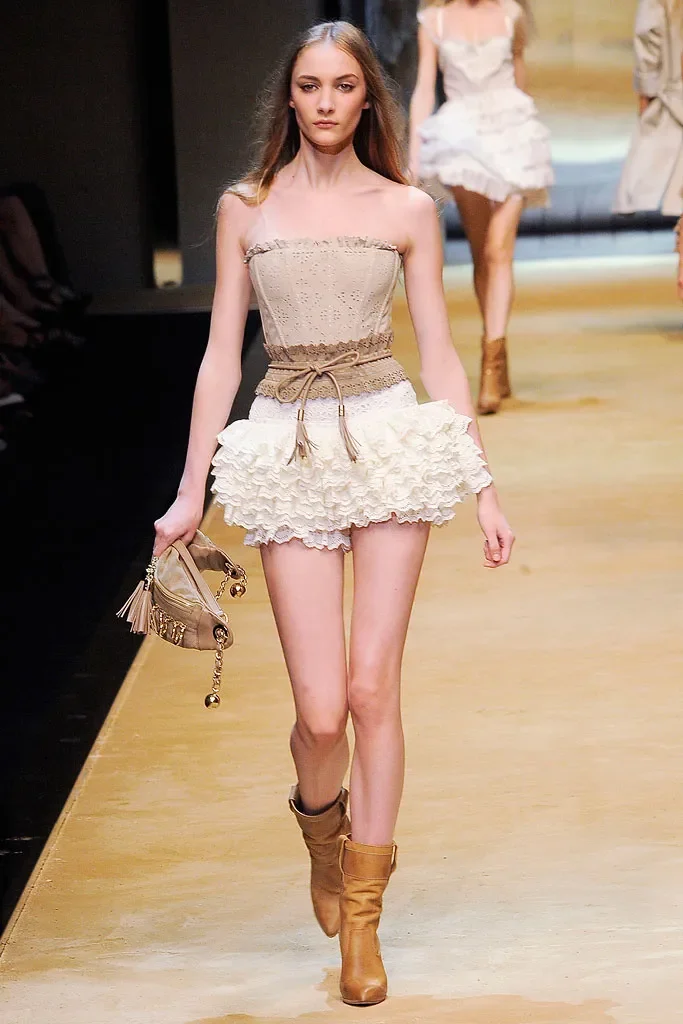 d&g corset.webp