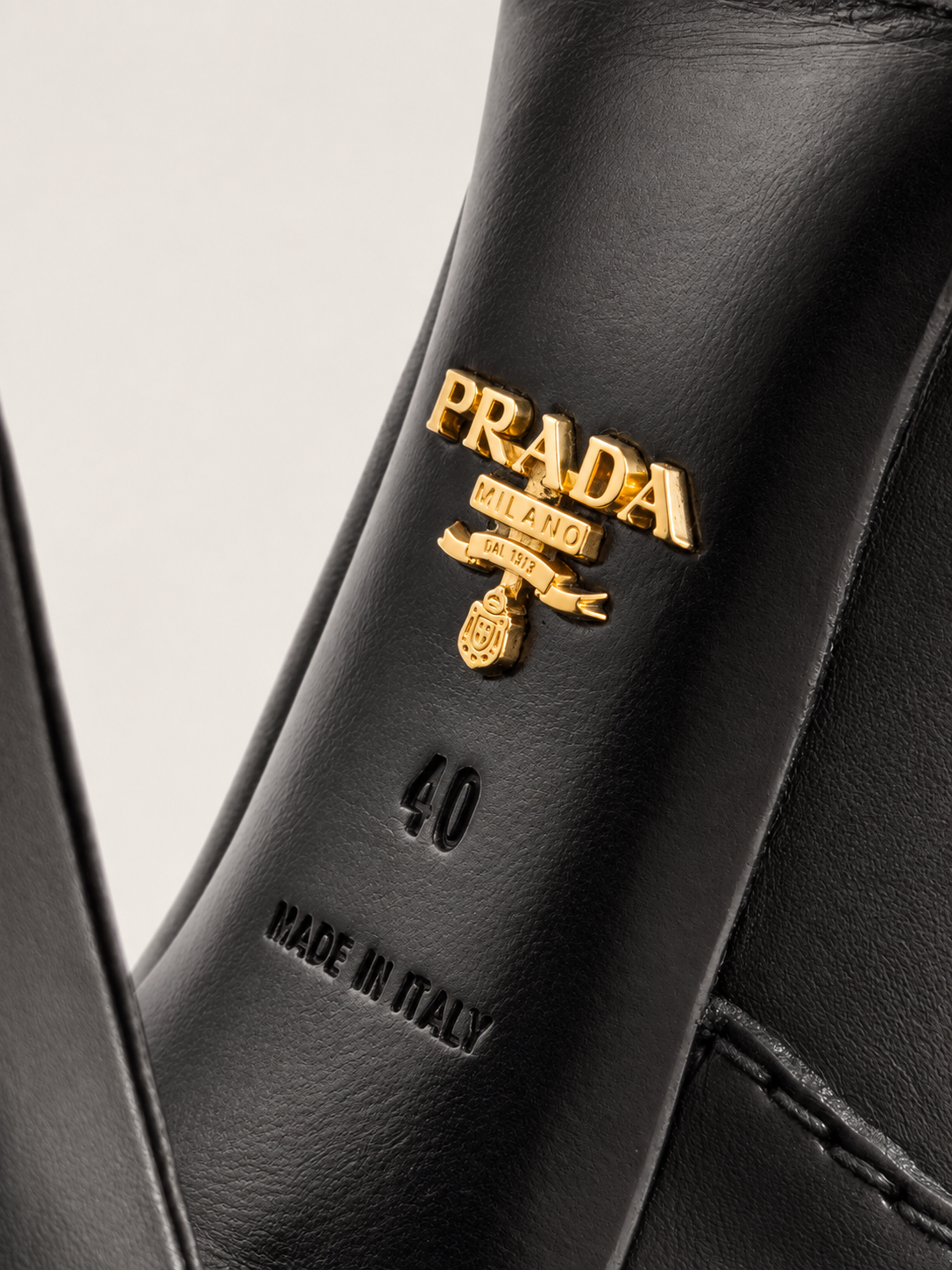 prada7.png