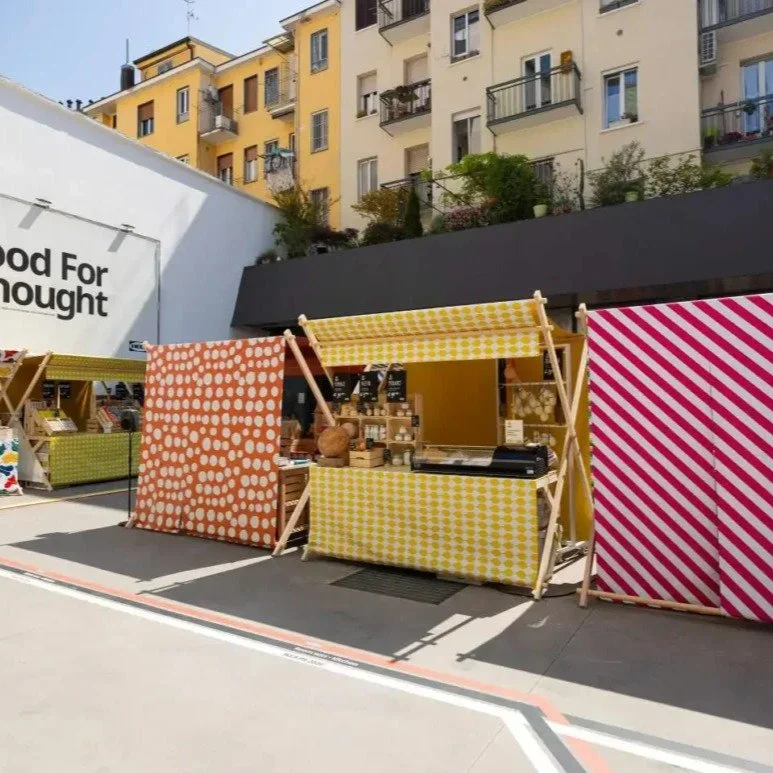 Siamo felici che Yunus Social Innovation abbia raccontato la collaborazione tra PRISM e IKEA Italy durante la Milano Design Week.

All&rsquo;interno di Food For Thought a Spazio Maiocchi, abbiamo trasformato tessili IKEA in nuovi prodotti, portando i