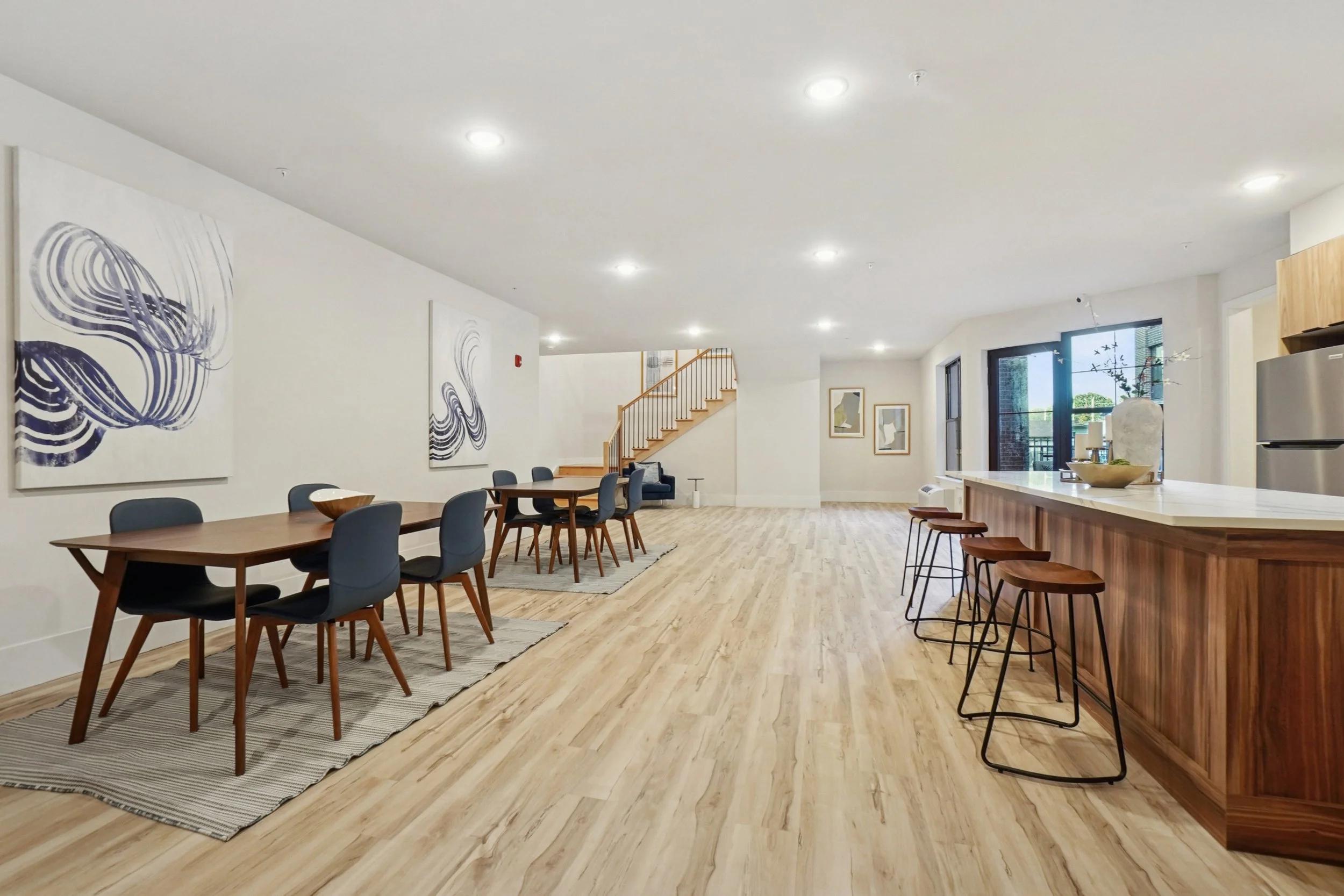 09-CommonRecRoom.jpg