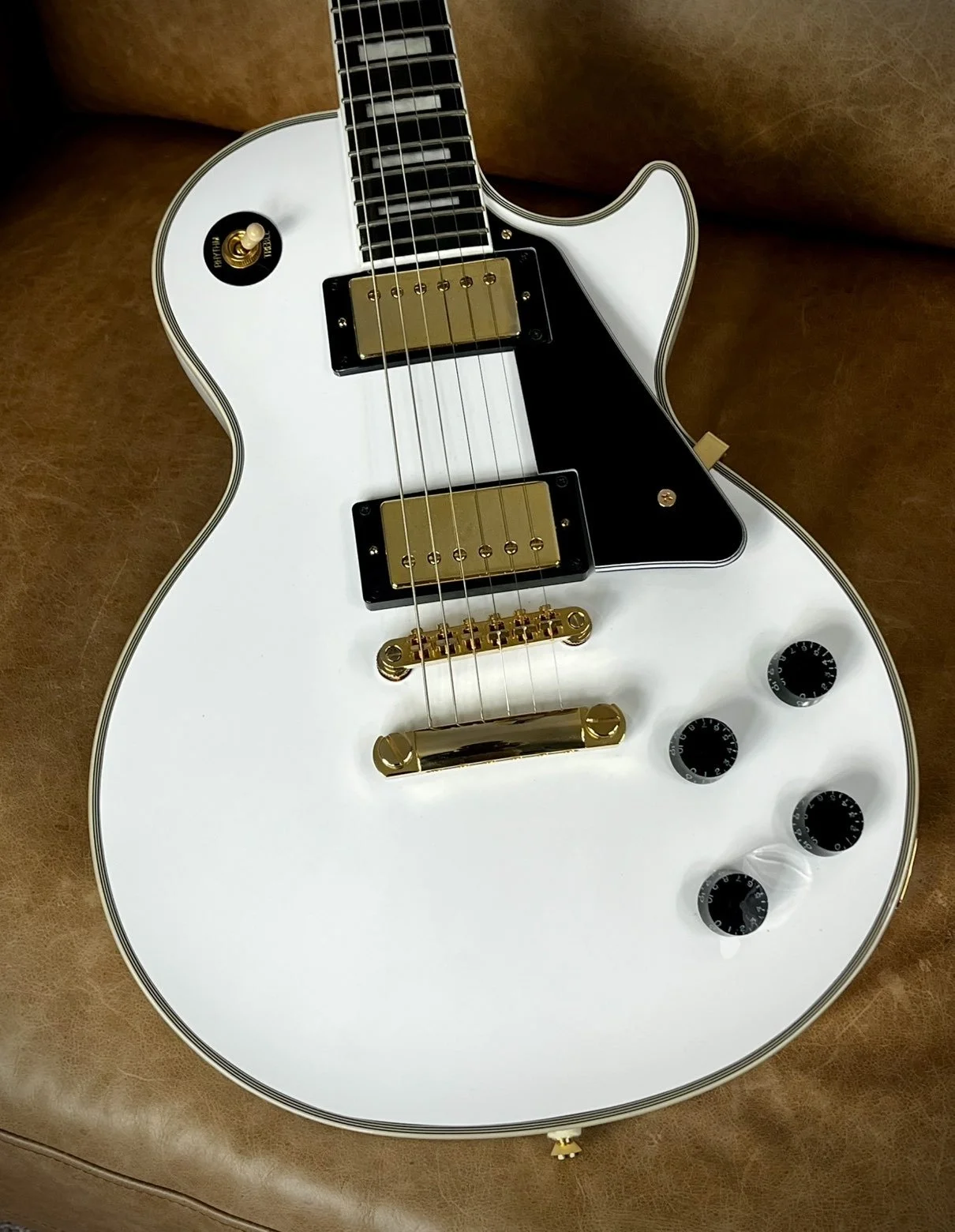 Epiphone Inspired by Gibson Les Paul Custom