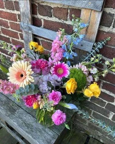 Branch &amp; Bloom Floral Studio