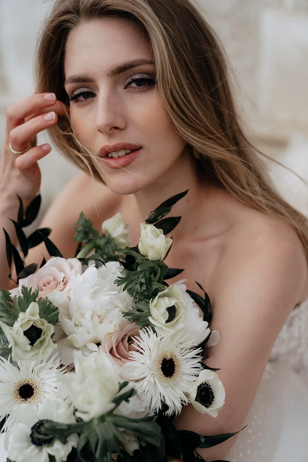 GILBIRD Brautstyling_© Nadine Pramhas_Elena_1.jpeg