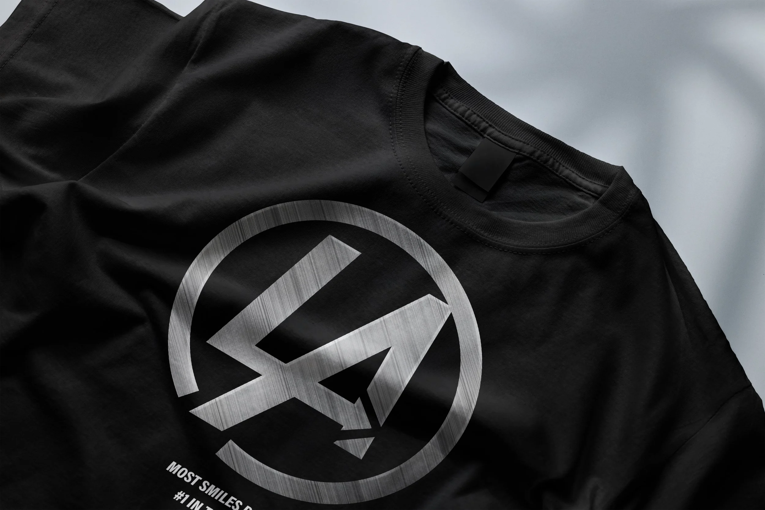 Cropped_T-Shirt_Mockup.jpg