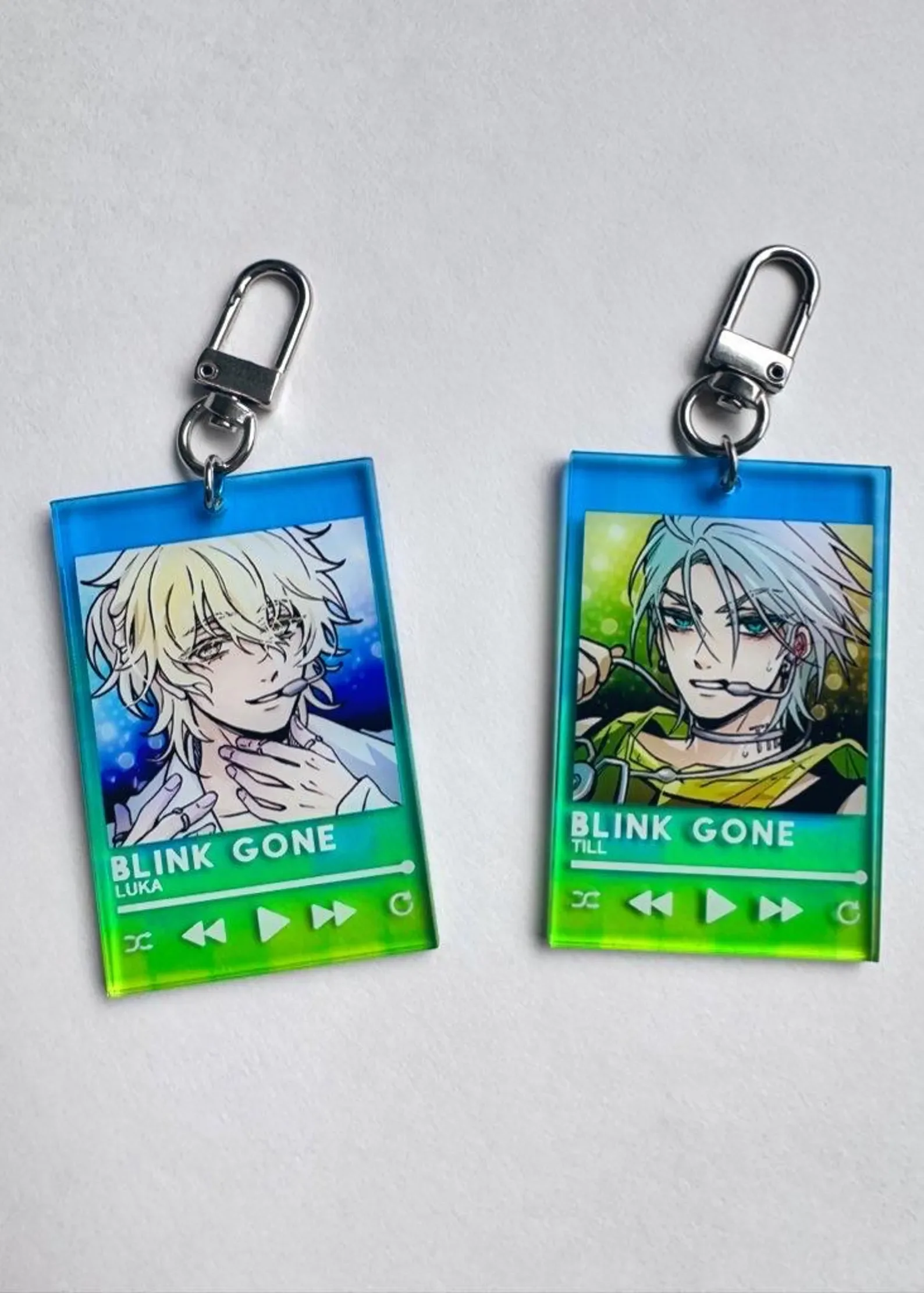 ALNST | ALIEN STAGE Blink Gone: Keychain Charms