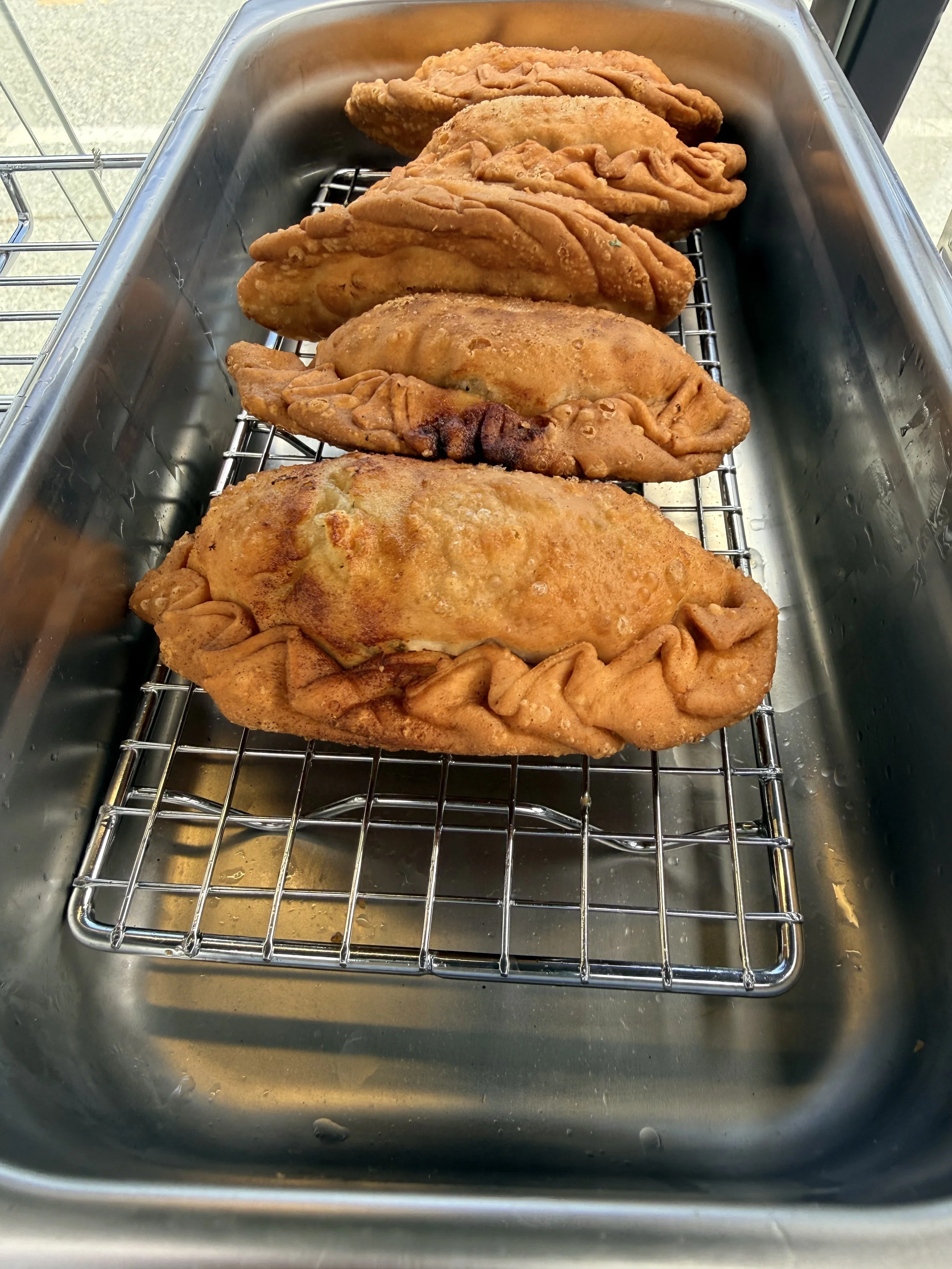 25 Empanadas