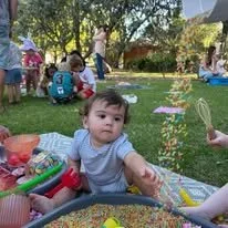 Crunch, pour and sprinkle