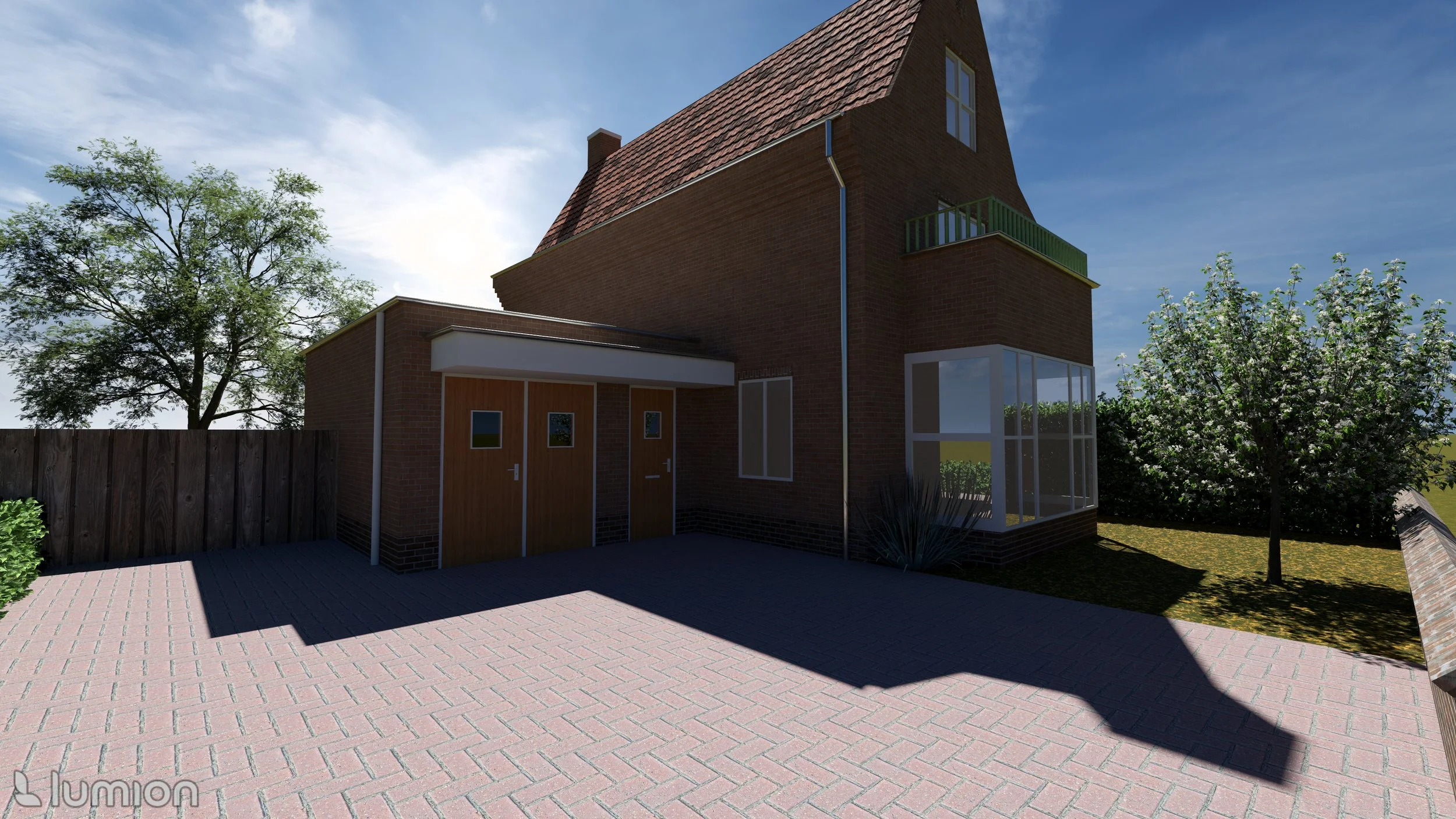 Nieuwbouw huis met een dak met rode dakpannen, grote ramen en een kleine balkon. Buiten een betegeld terras en een groene tuin met bomen.