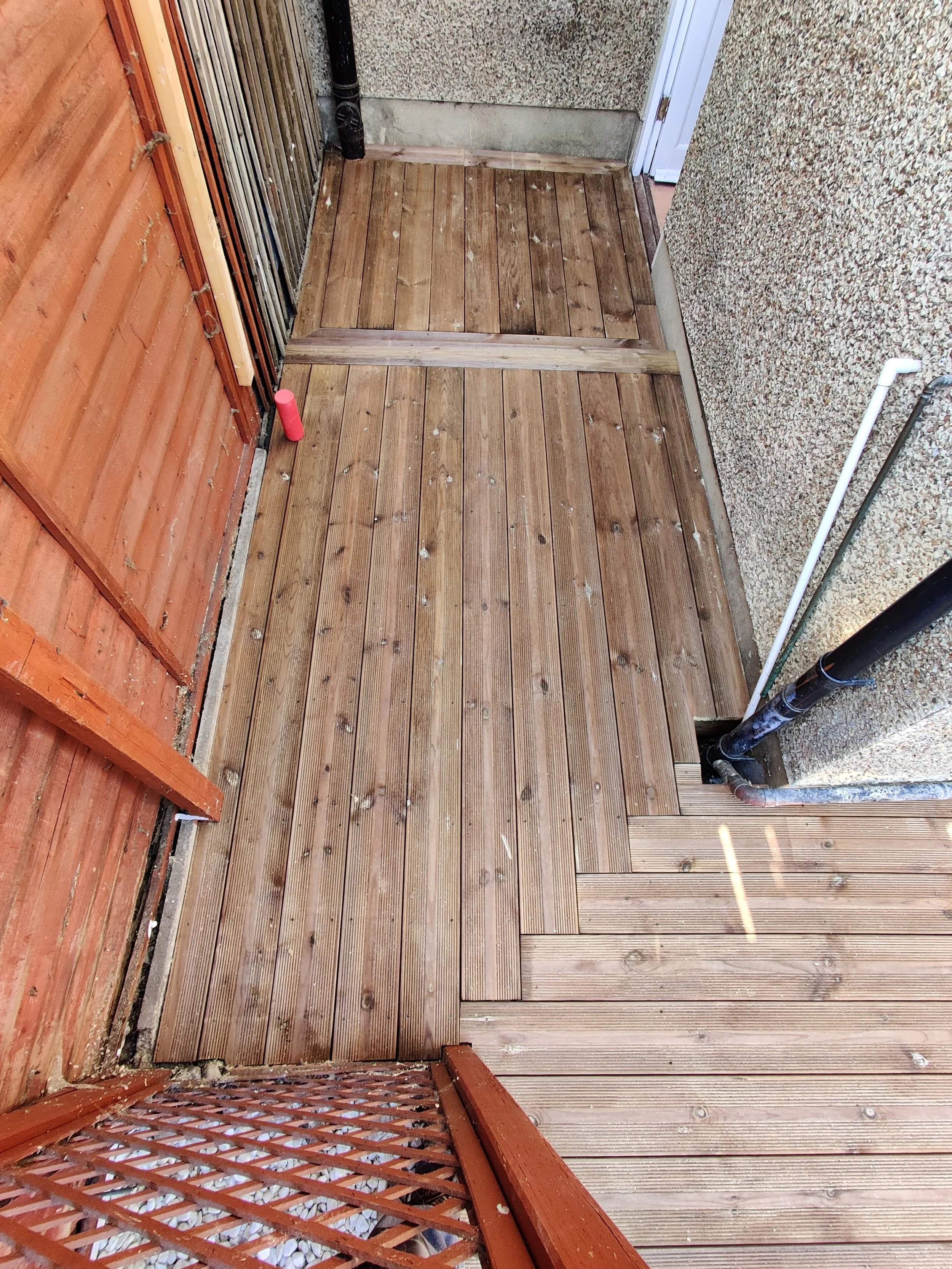 Decking6.jpg