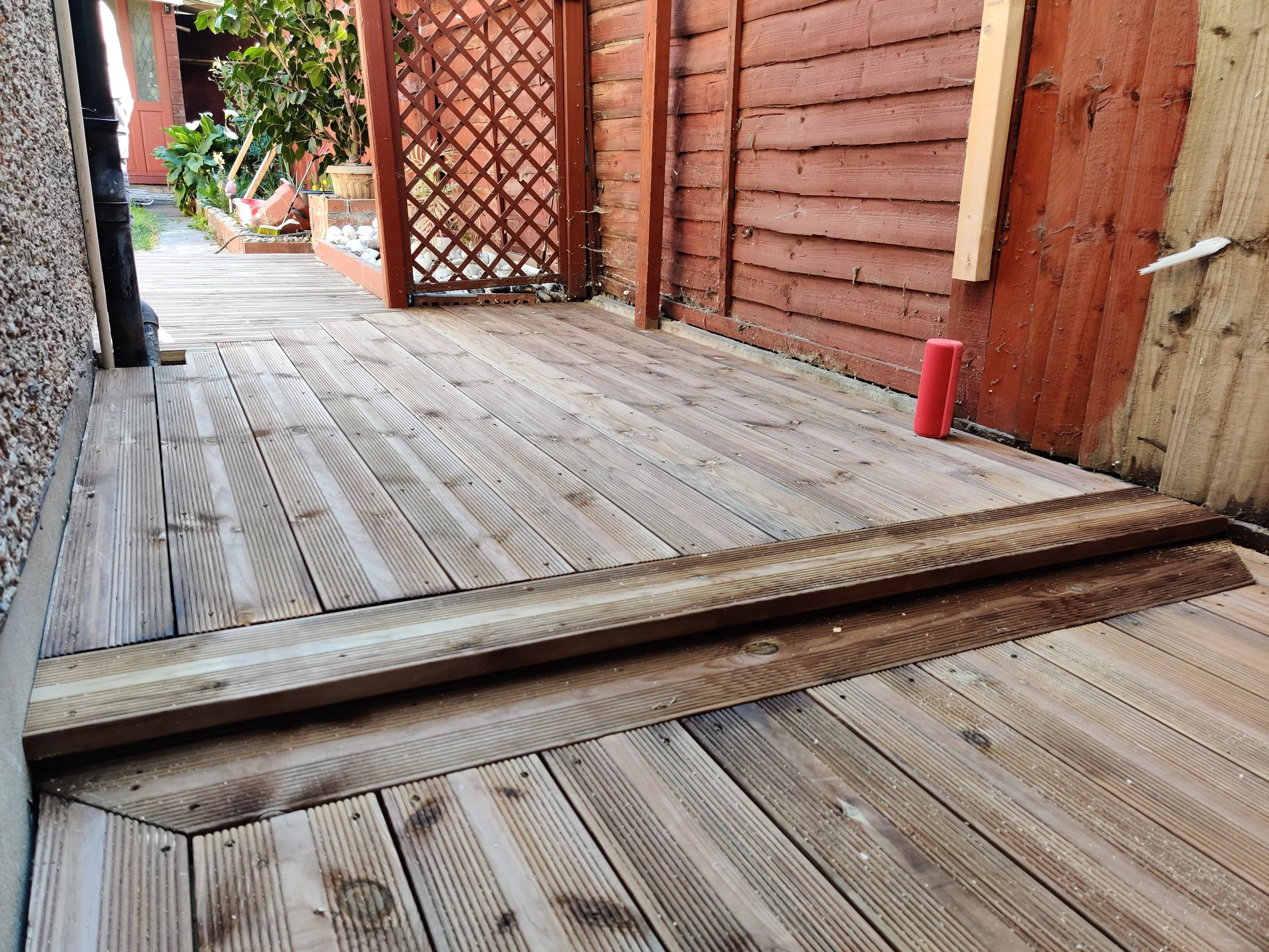 Decking3.jpg