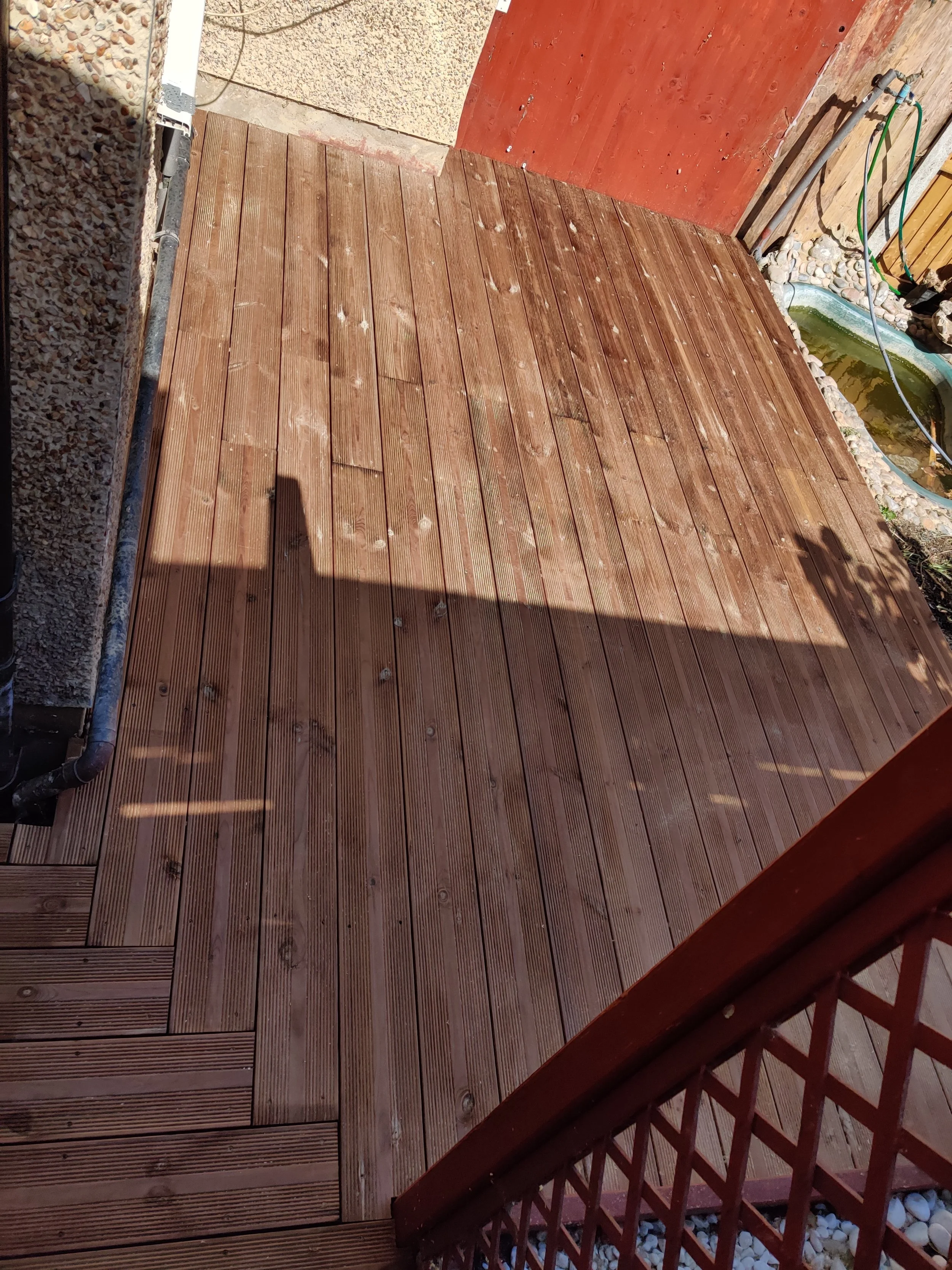 Decking5.jpg