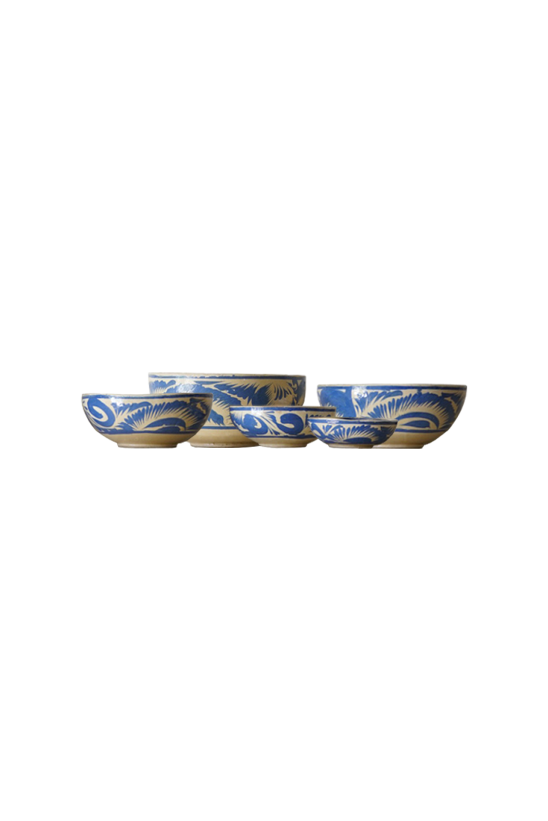 Blue and White Clay Bowl Set 2.png