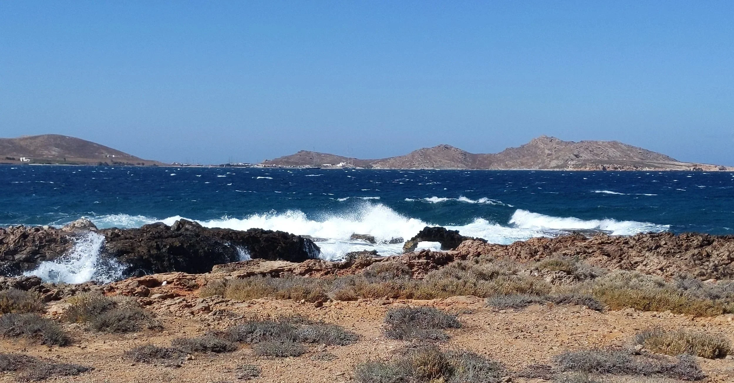 Watch the many faces of the sea from the the comfort of this oasis!