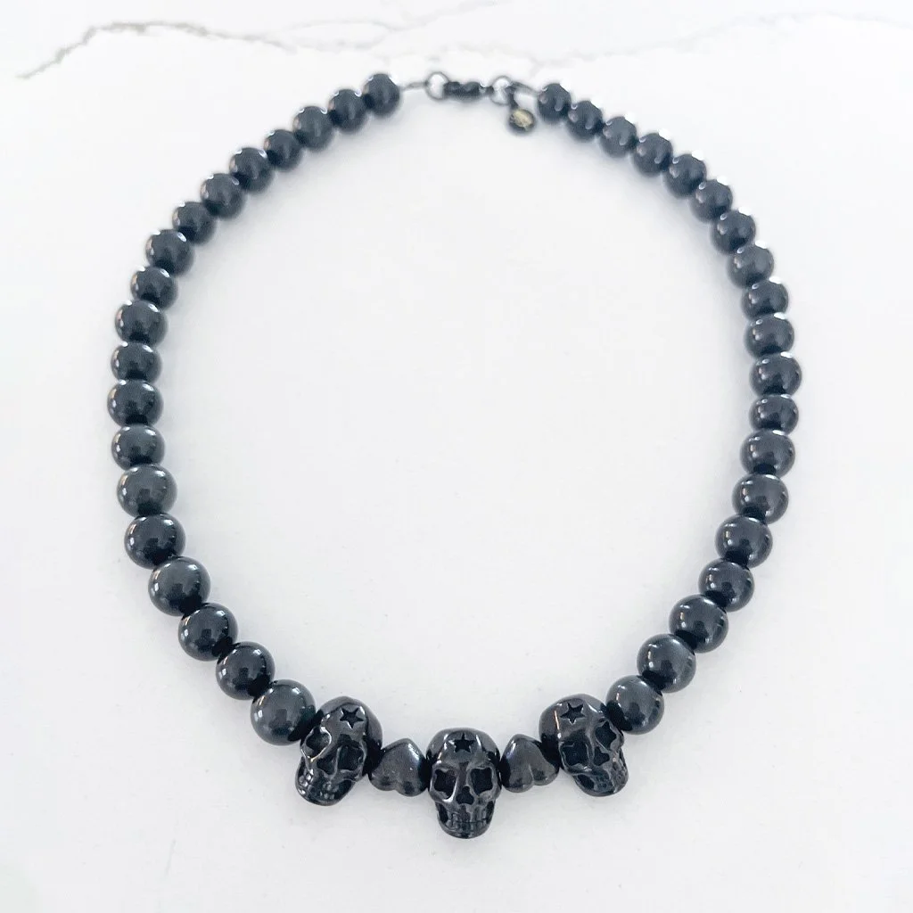 _0002_3skulls_2.jpg