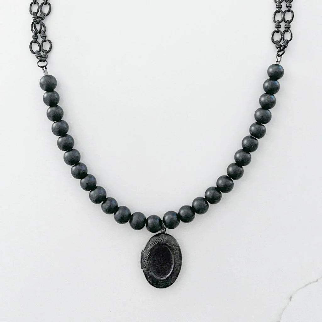 _0000_locket_4.jpg