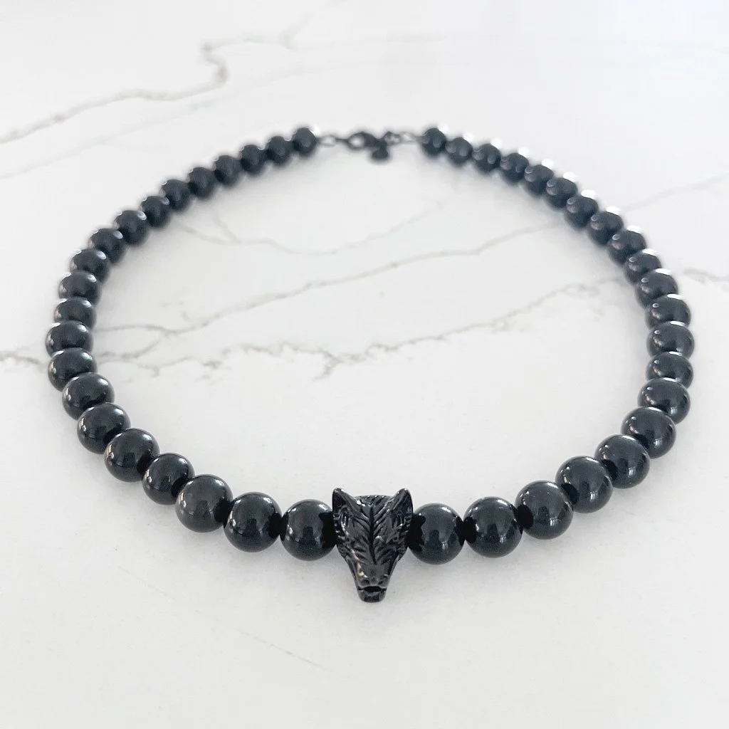 Lone Wolf Choker