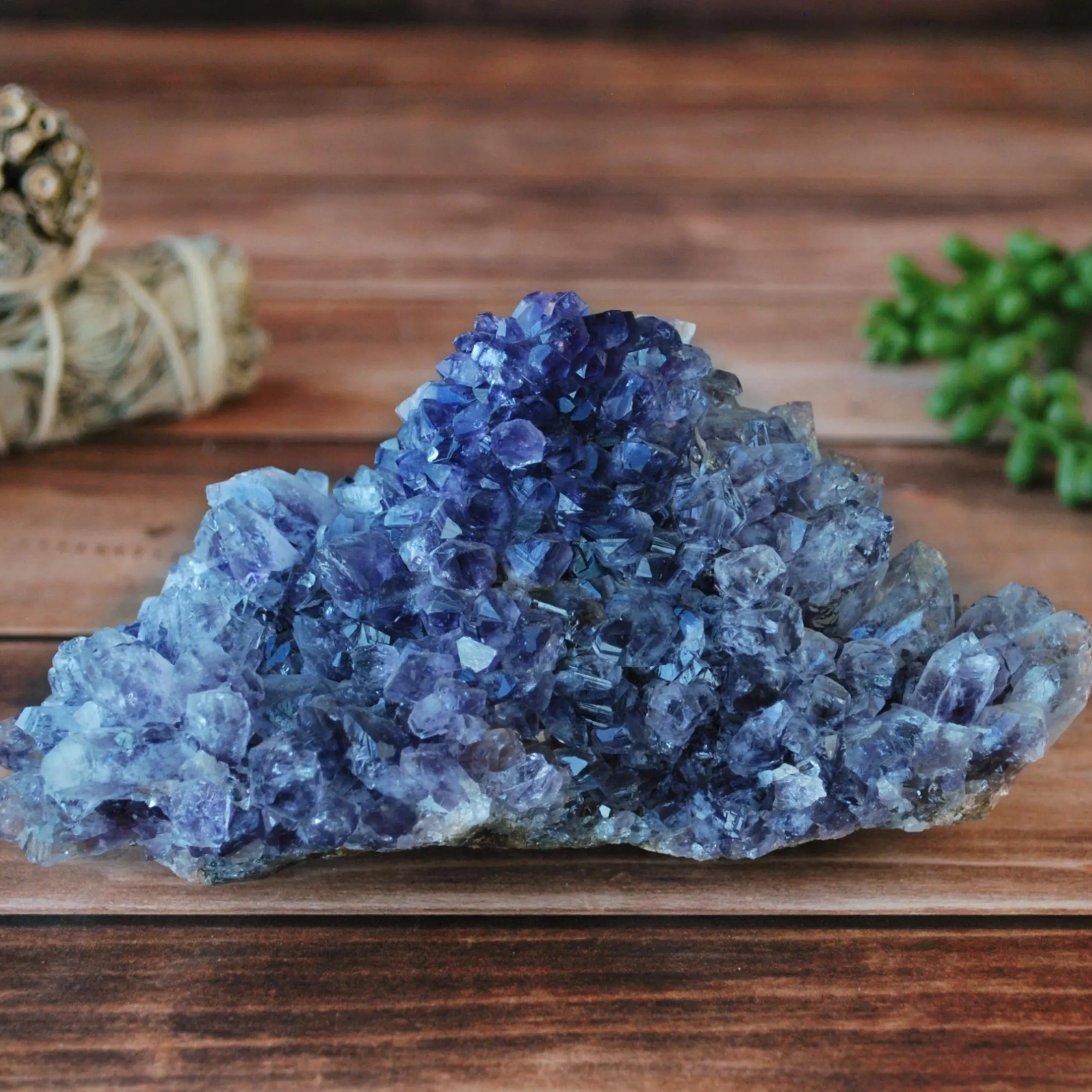 Amethyst Cluster – Natural Purple Crystal Formation