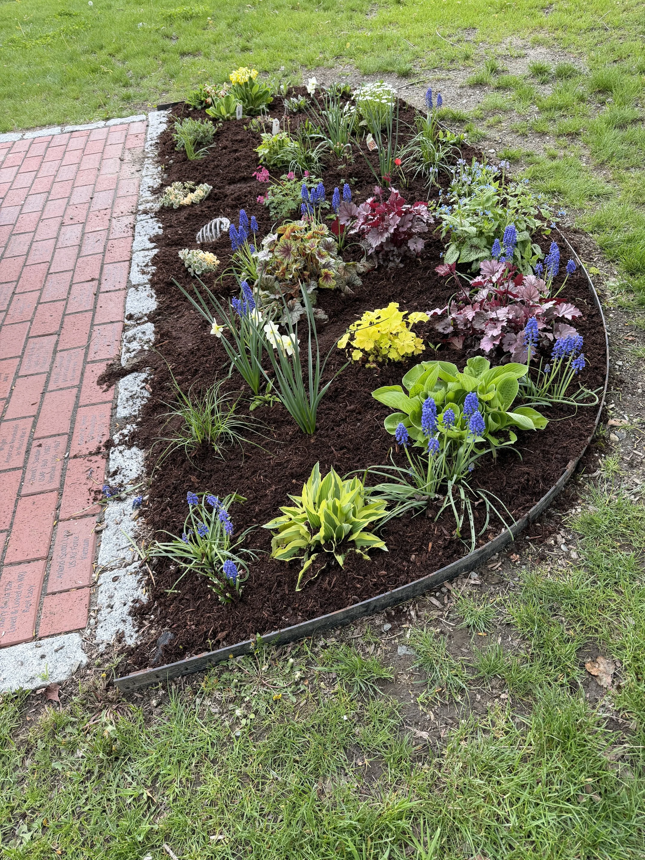 WWI and II garden.JPG