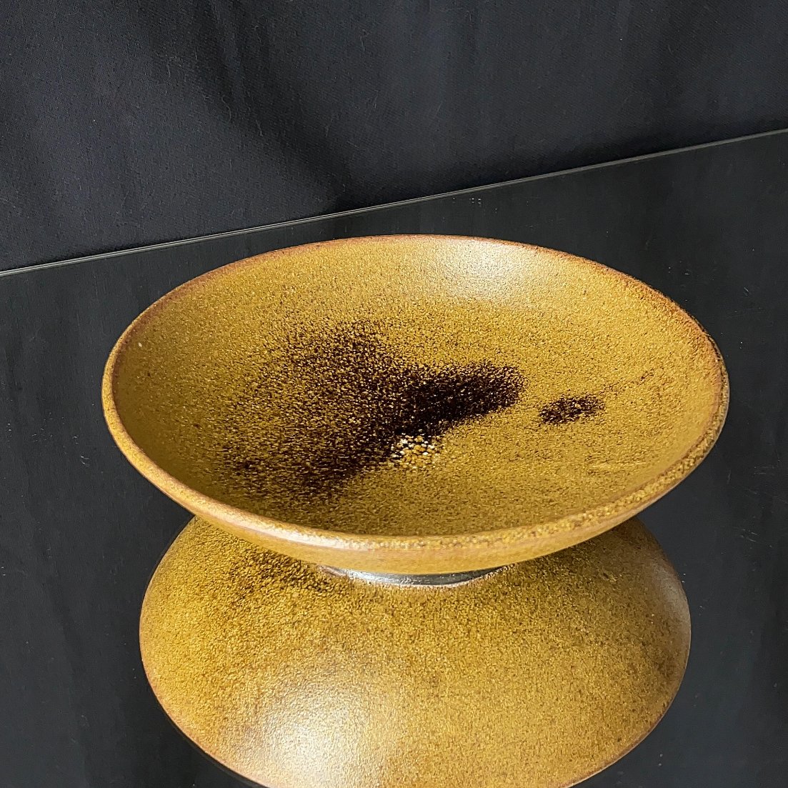 LOW BOWL IN OCHRE