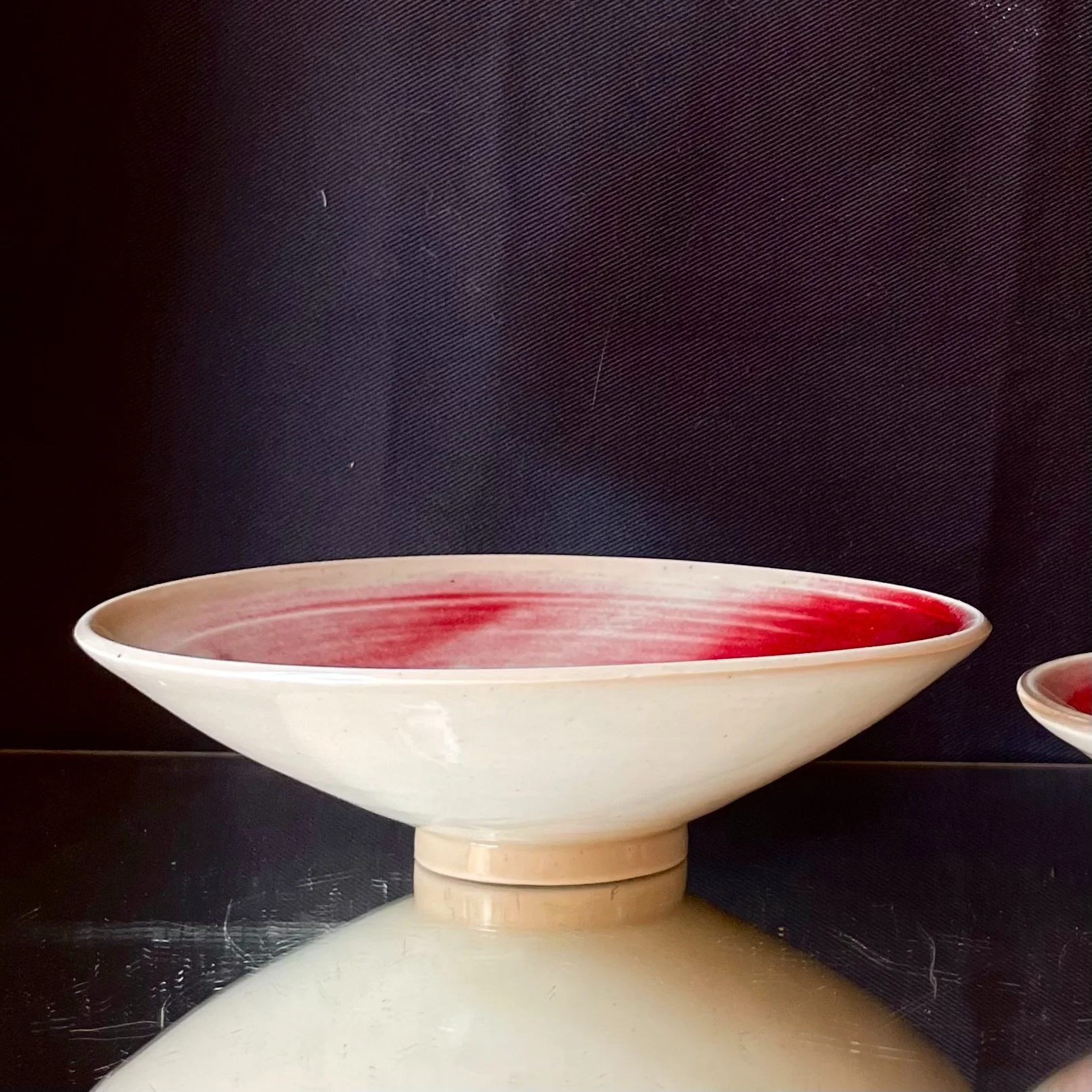 LOW CONICAL BOWL IN COPPER RED
