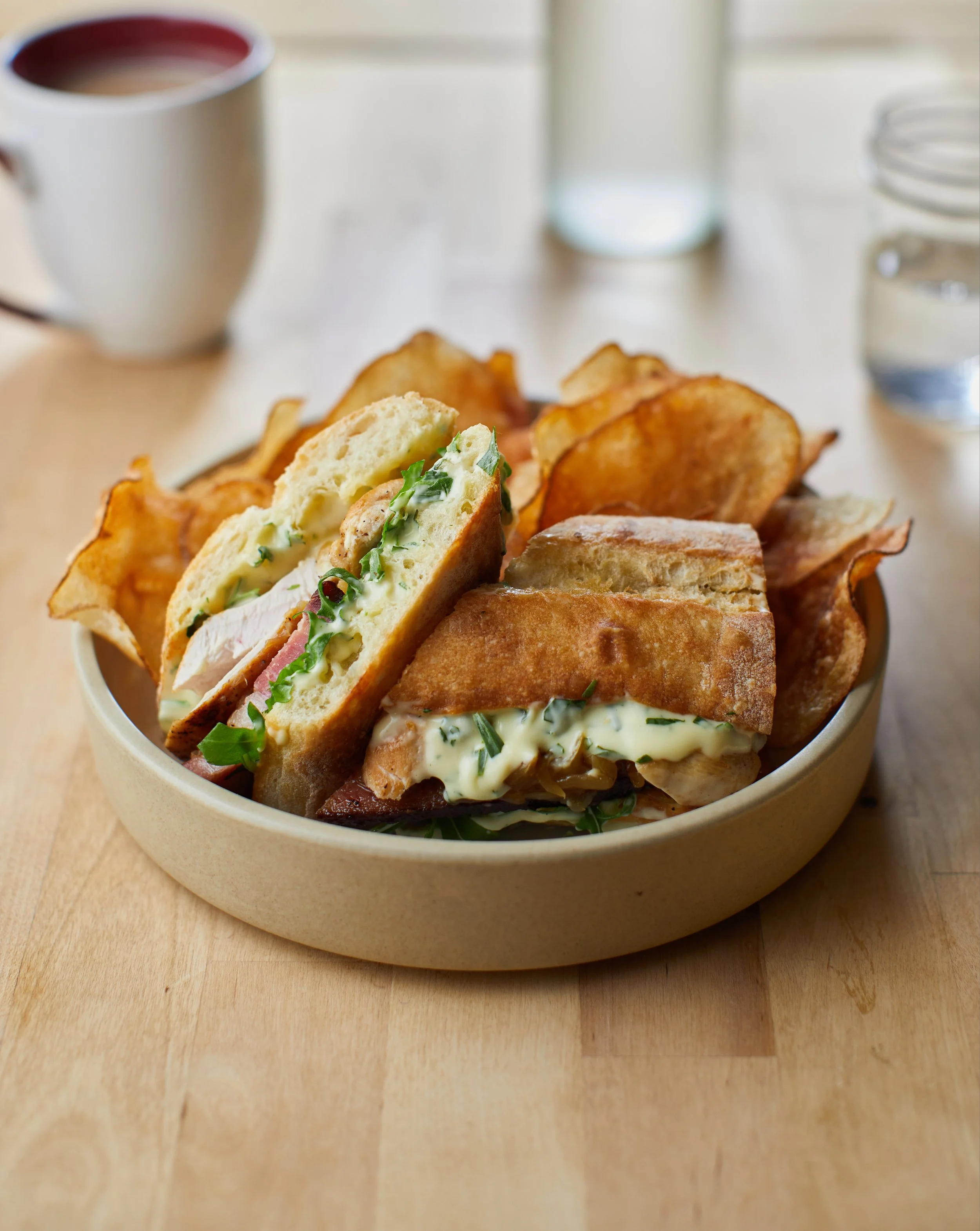 20231211-04_Creme_de_Brie_Chicken_Sandwich_0832.jpg