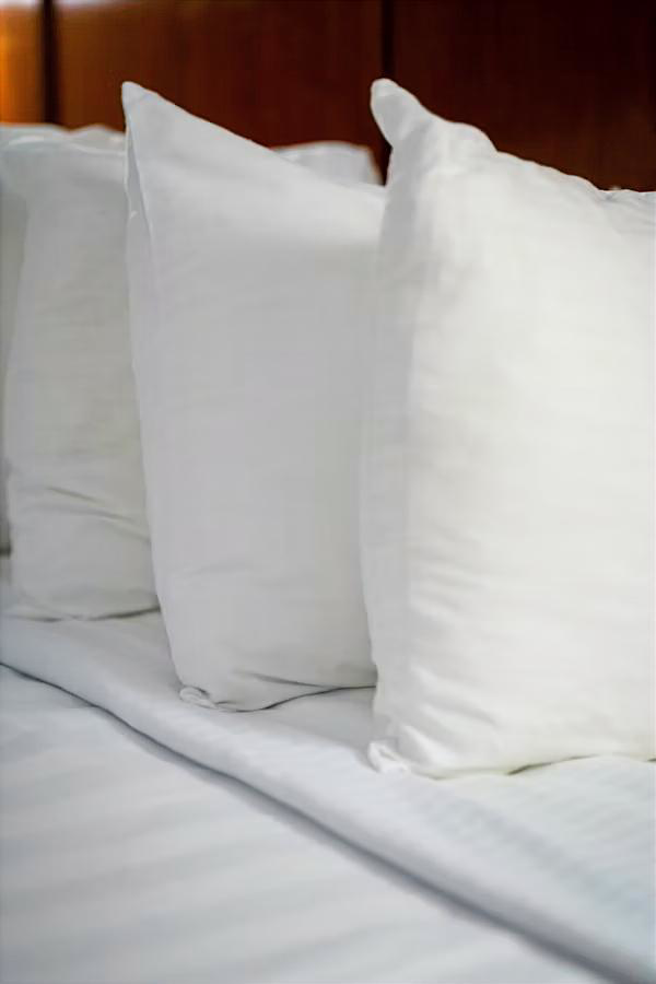 How to Choose the Right Pillow