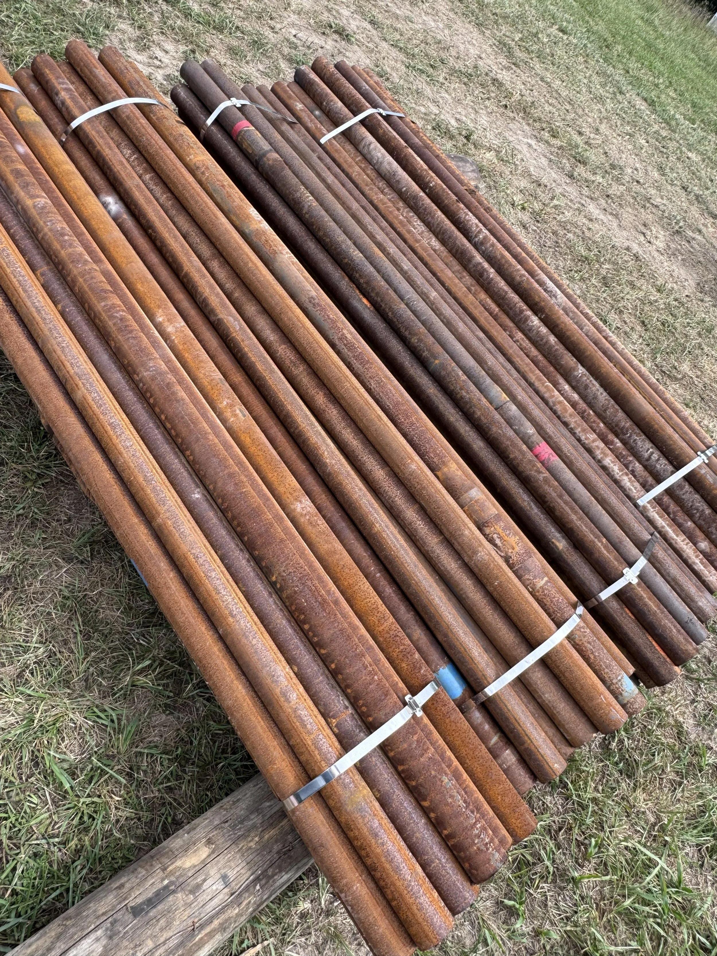 2 7/8" x 8' Pipe Posts