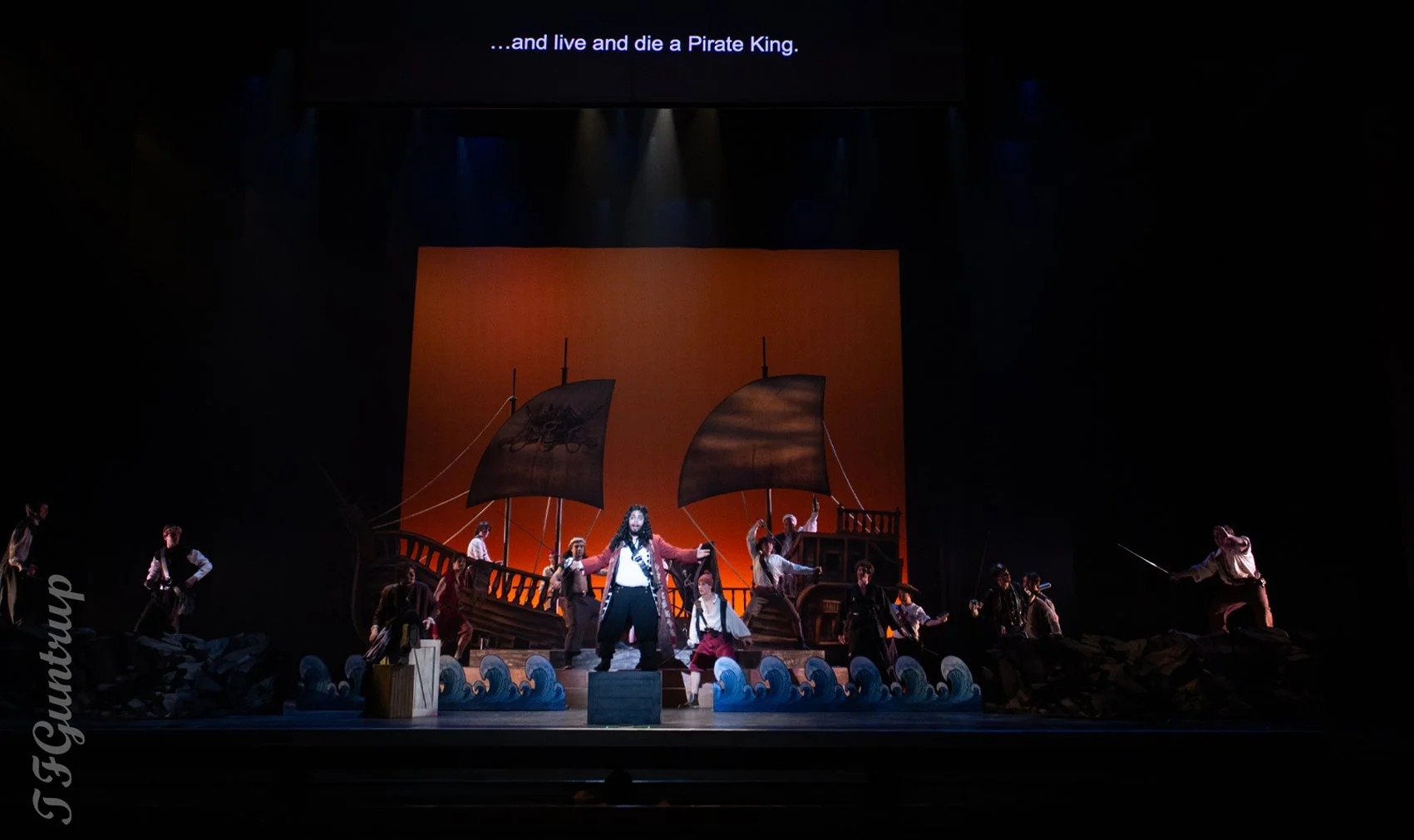PIRATE CHORUS