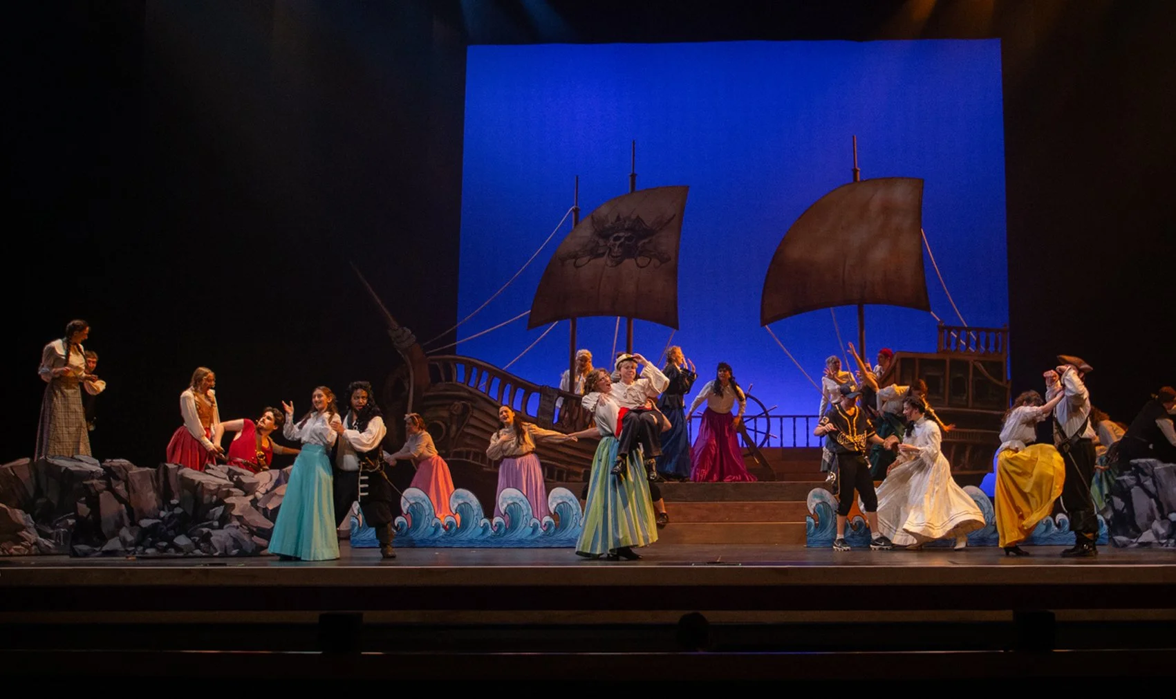 ACT 1, FULL ENSAMBLE
