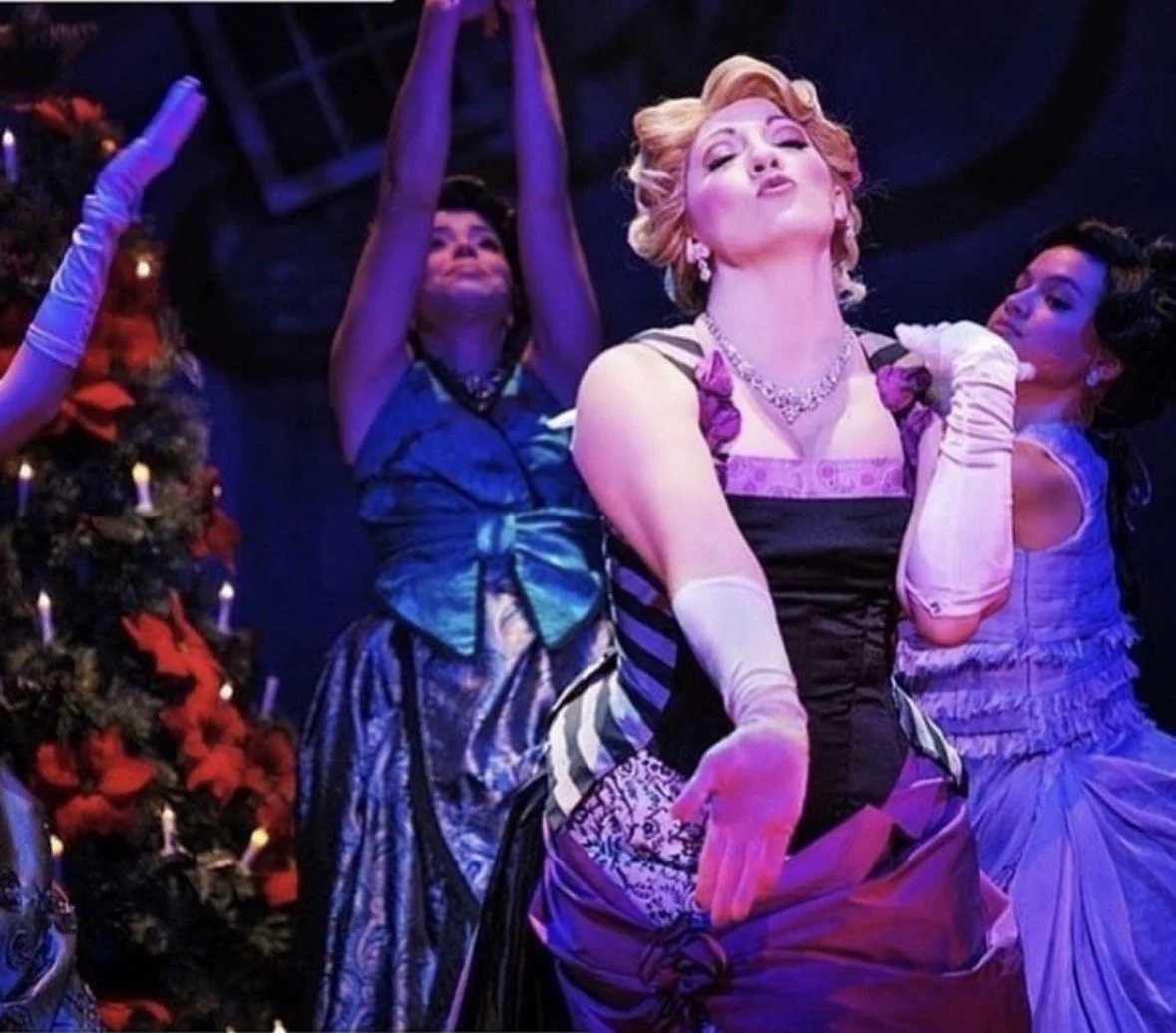 A Christmas Carol (Gwen)