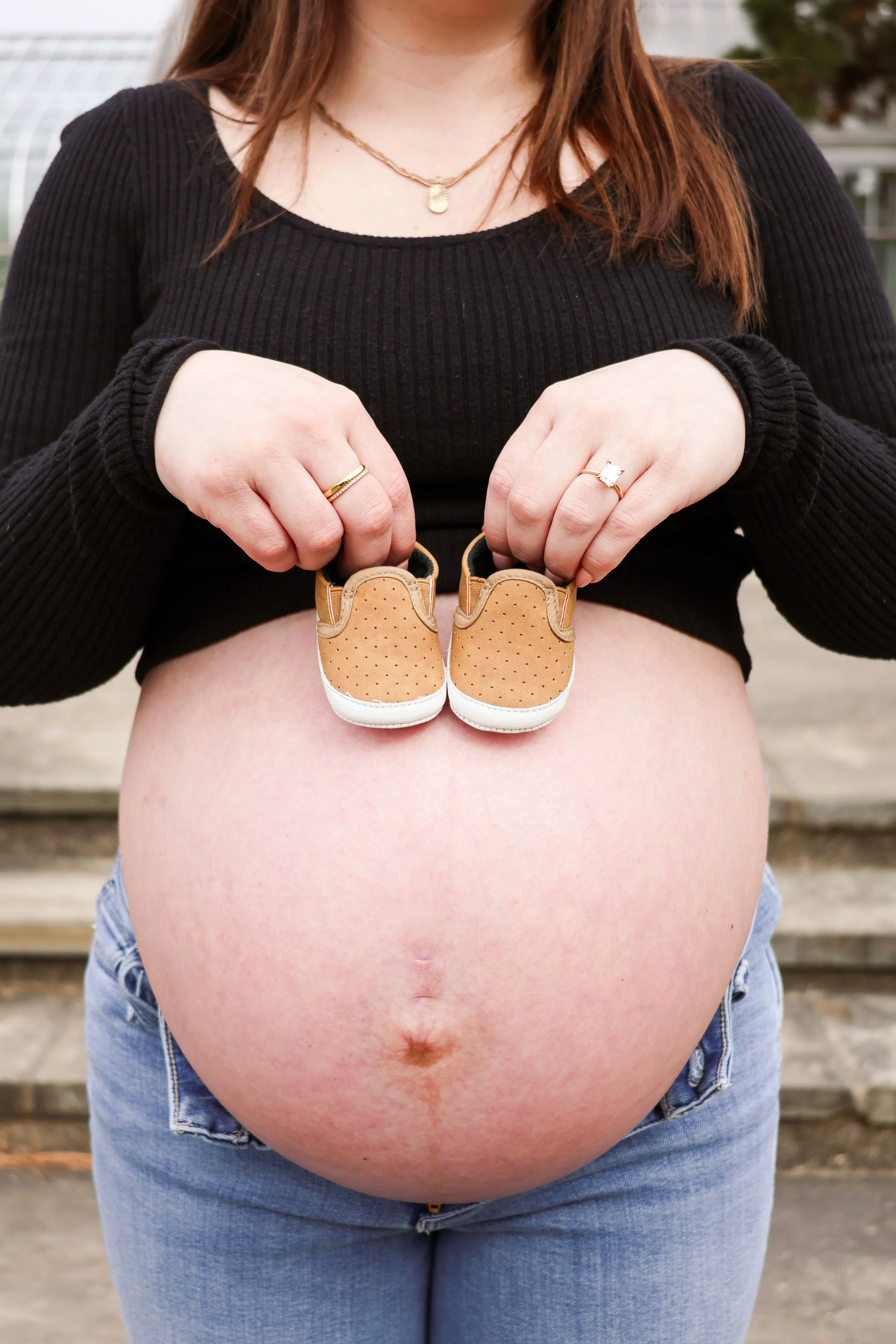 2026-3-21 Larissa & Kyle Maternity-117.jpg
