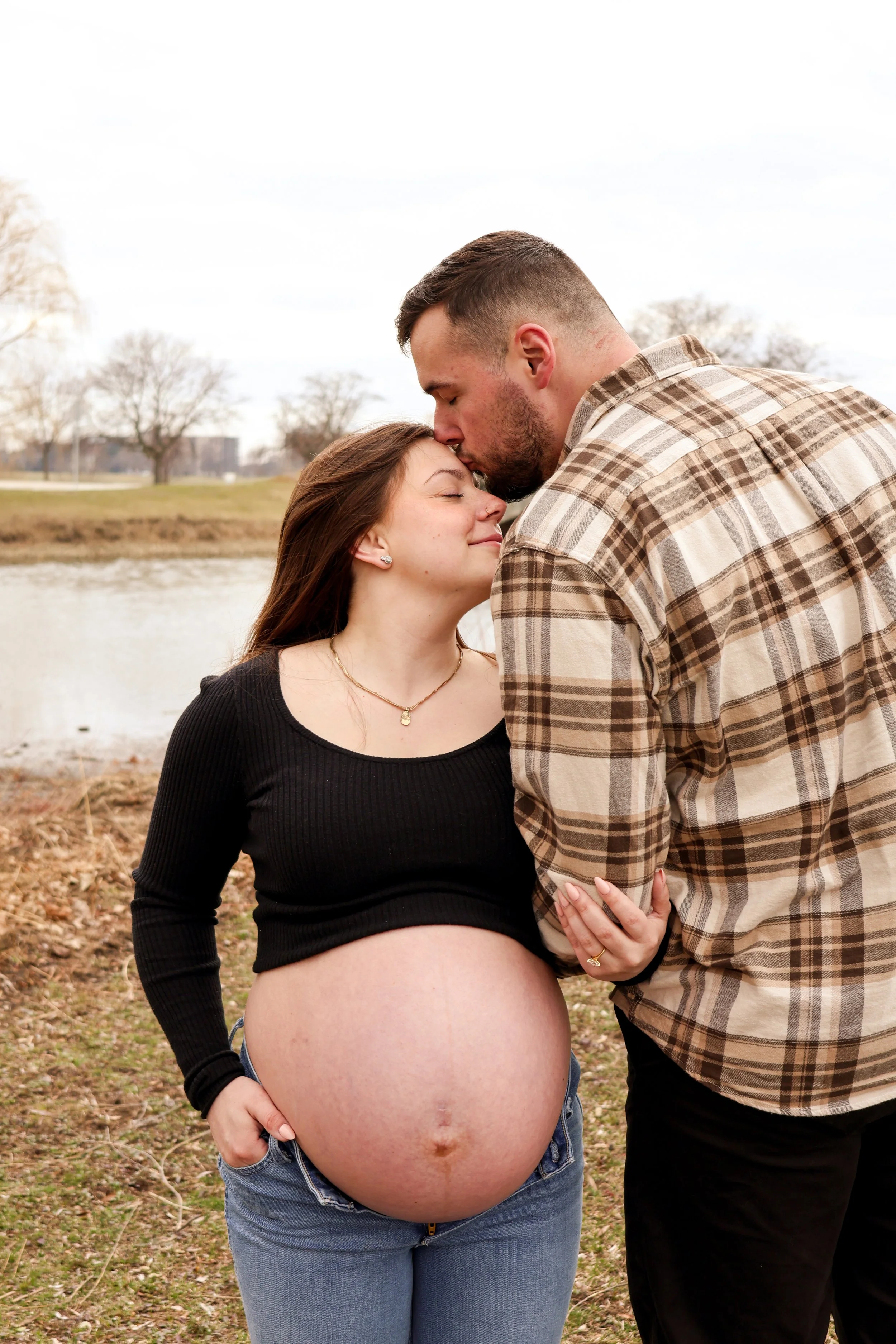 2026-3-21 Larissa & Kyle Maternity-81.jpg